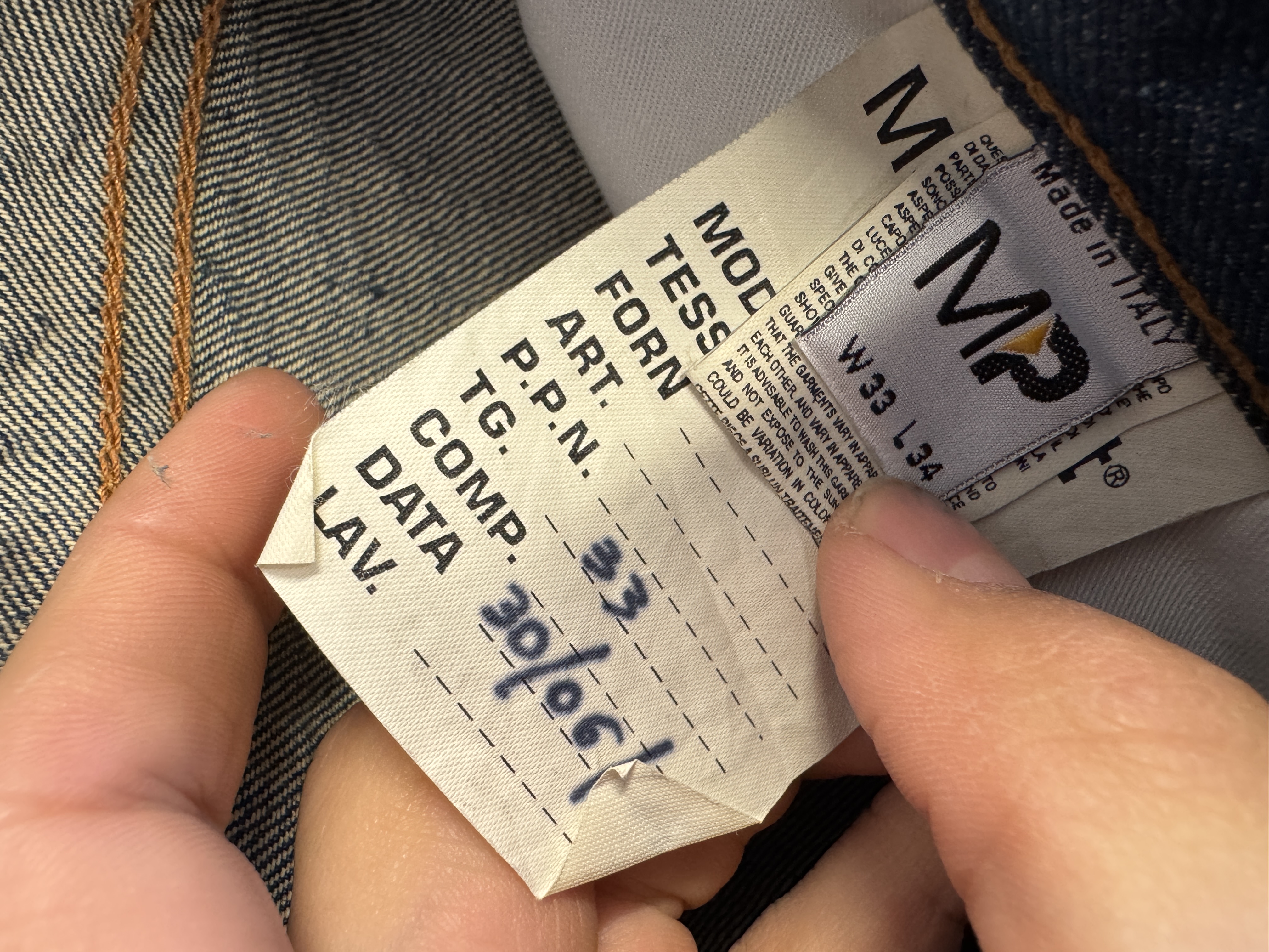 Jeans Flare Vintage Taglio Raw taglia 33US