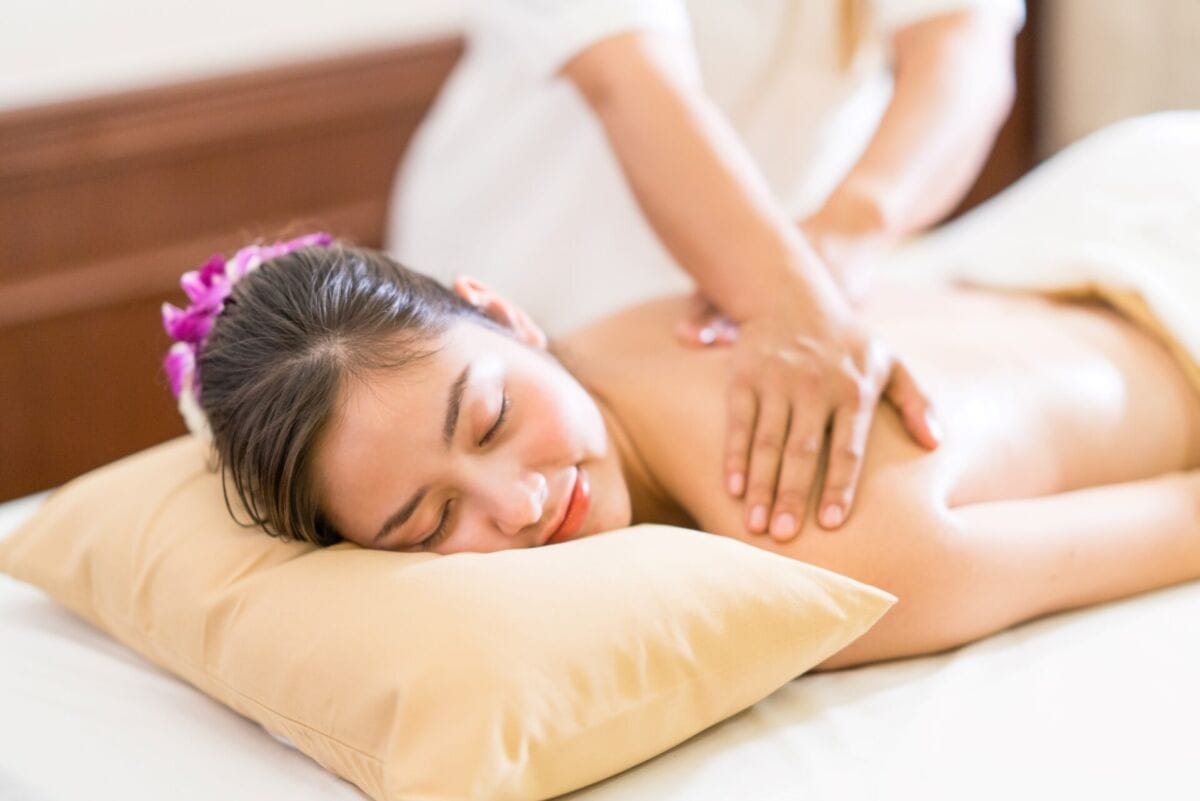 THAI BALM MASSAGE 