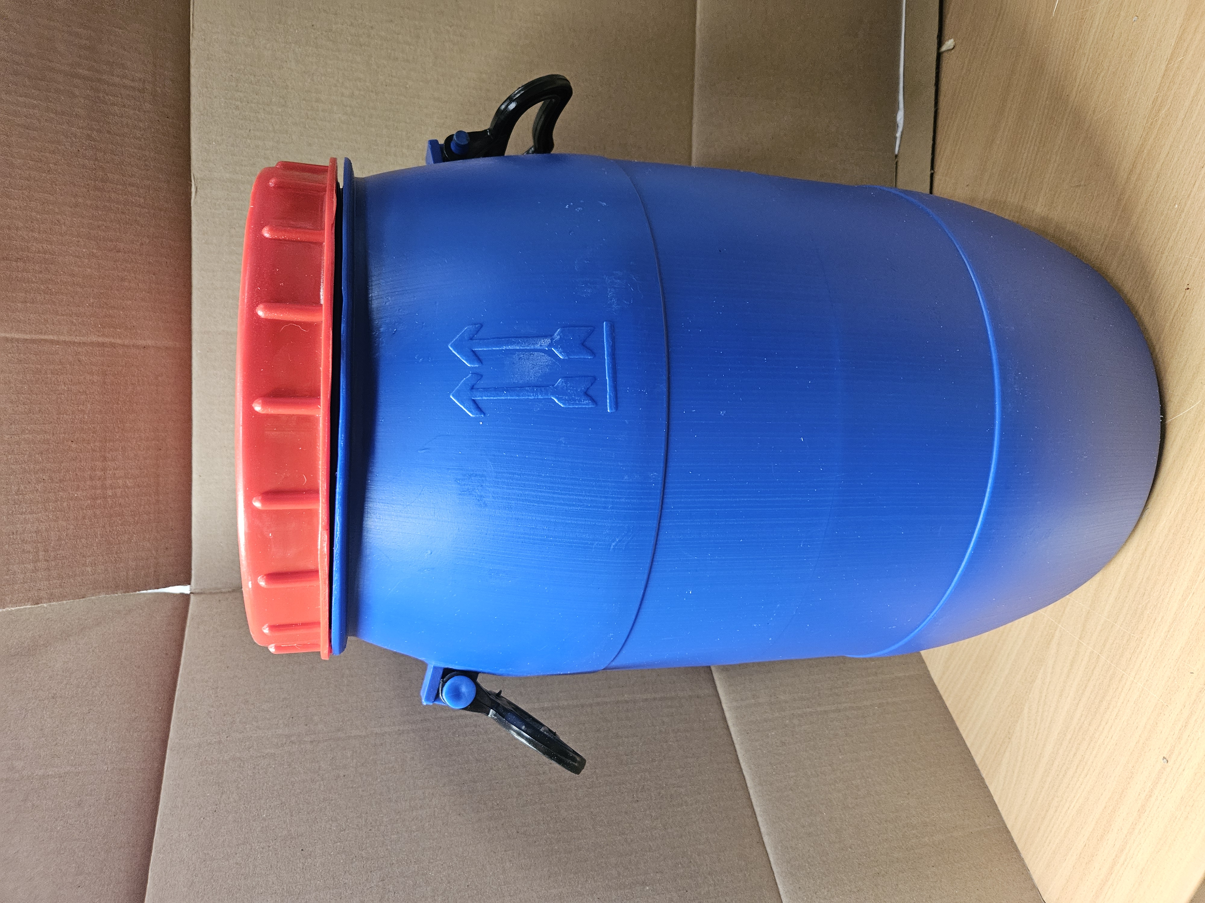 Blue barrel keg 25litre with screw lid USED