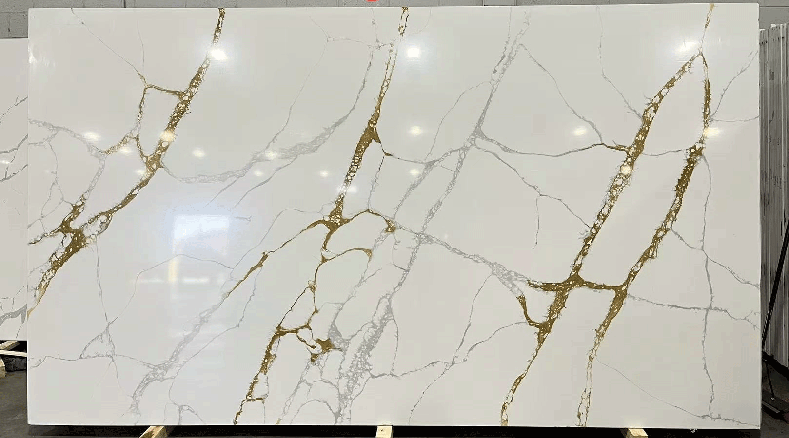 CALACATTA GLASSGOW