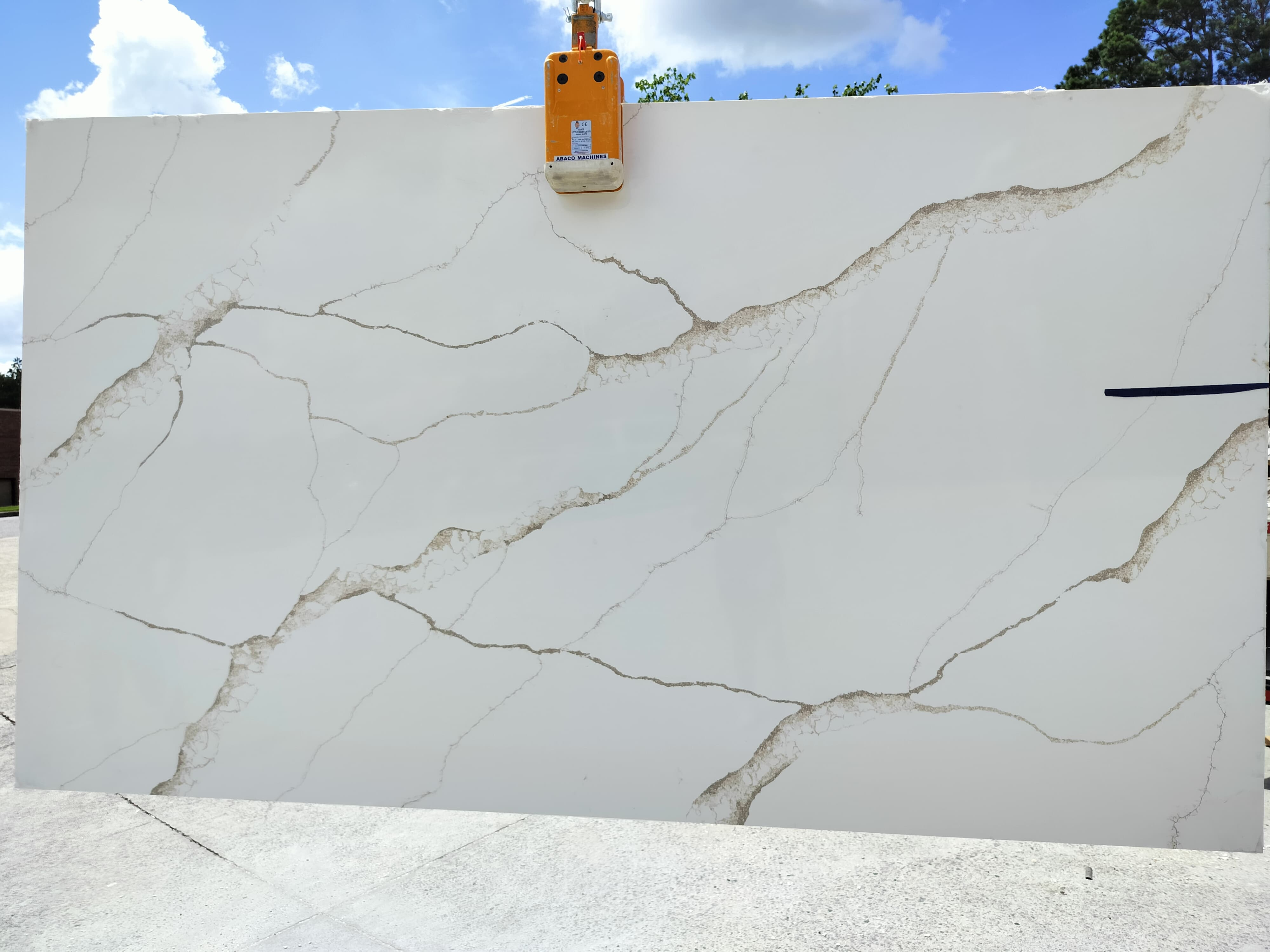 CALACATTA SAND