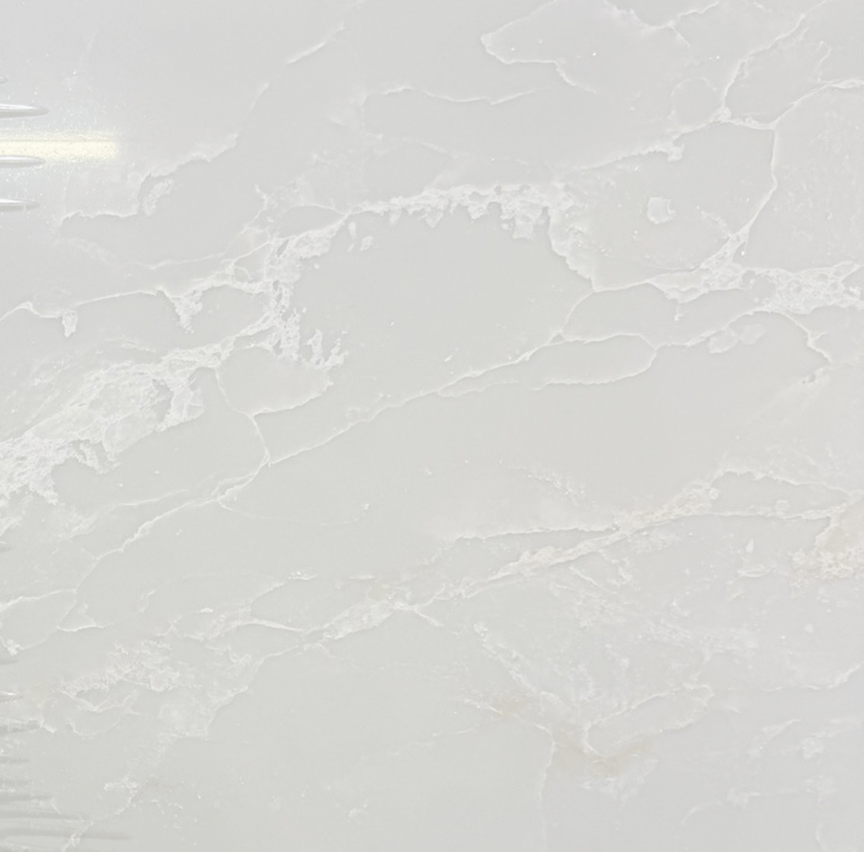 WHITE ONYX
