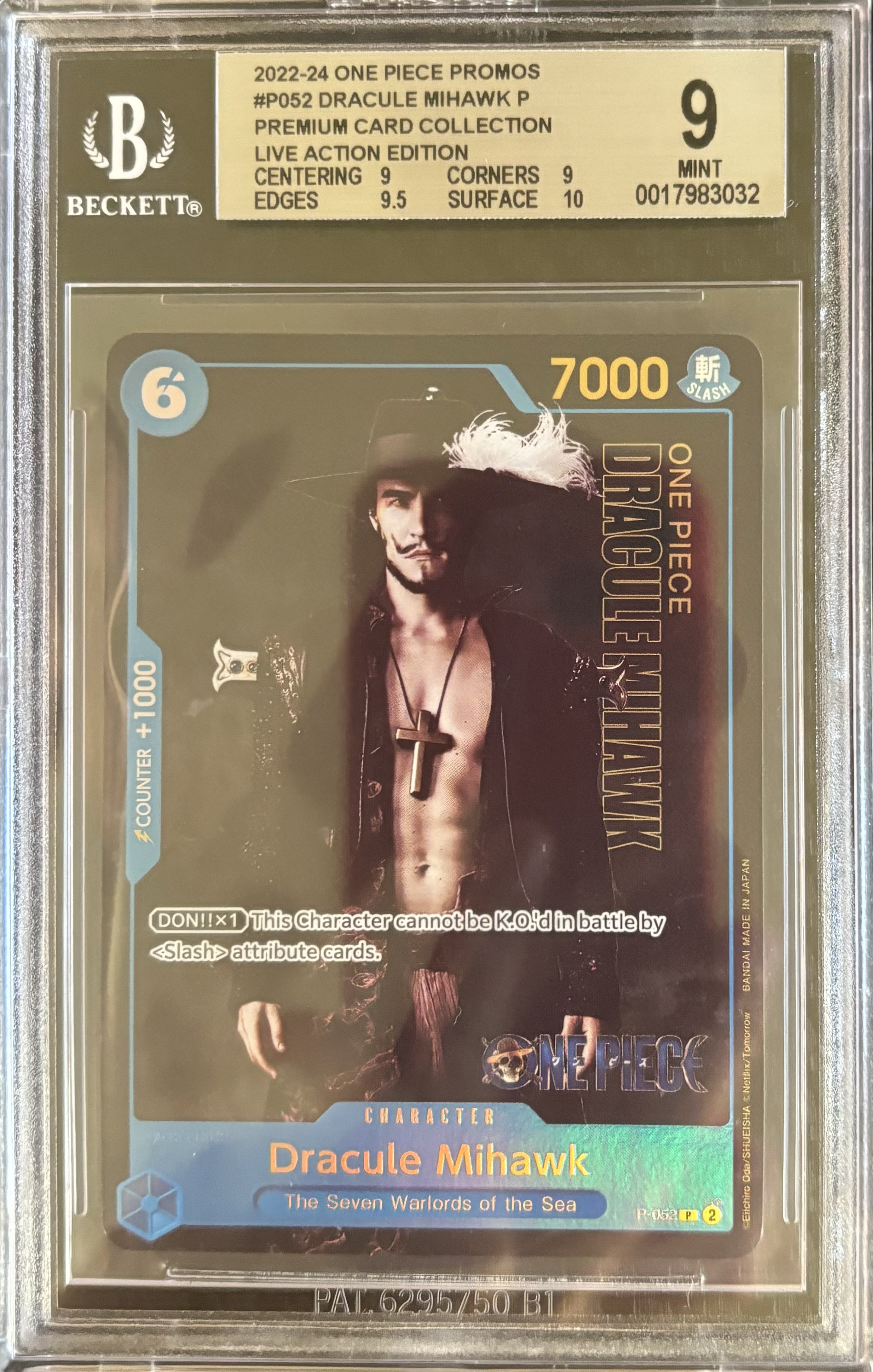 Carta coleccionable Dracule Mihawk
