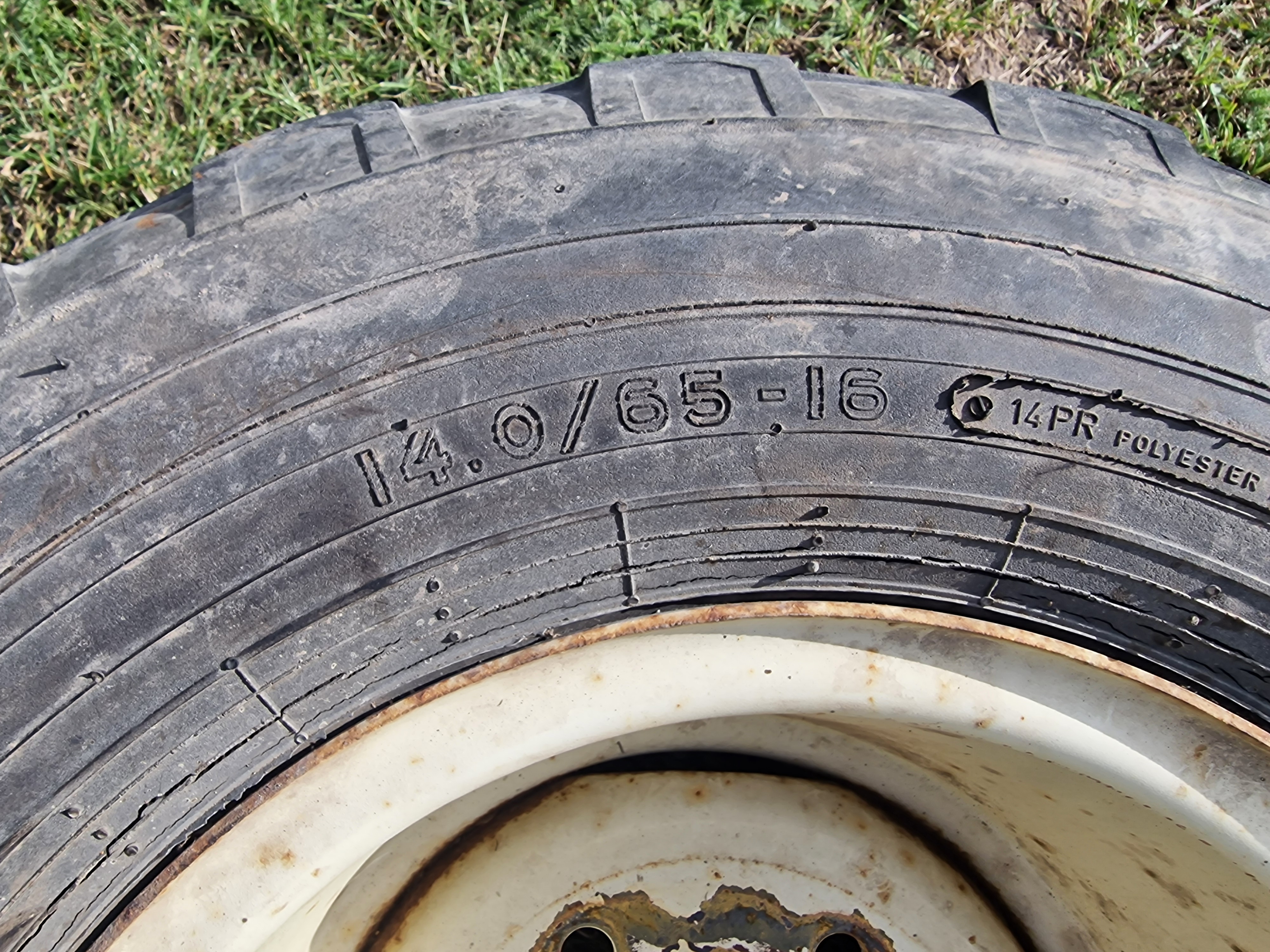 Priekabos padanga 14.0/65-16