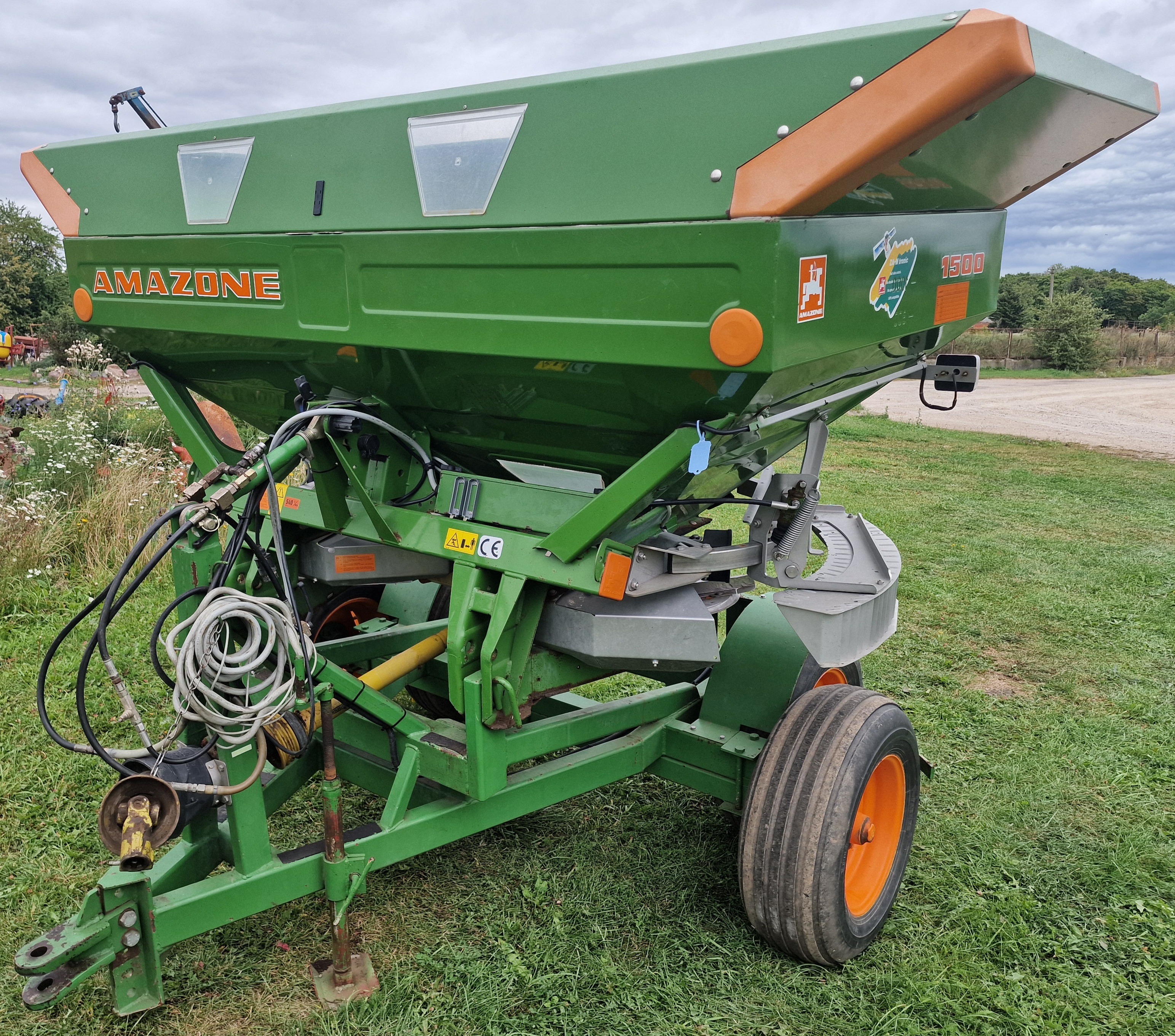 Trąšų barstytuvas Amazone ZA-M Maxi S 2500