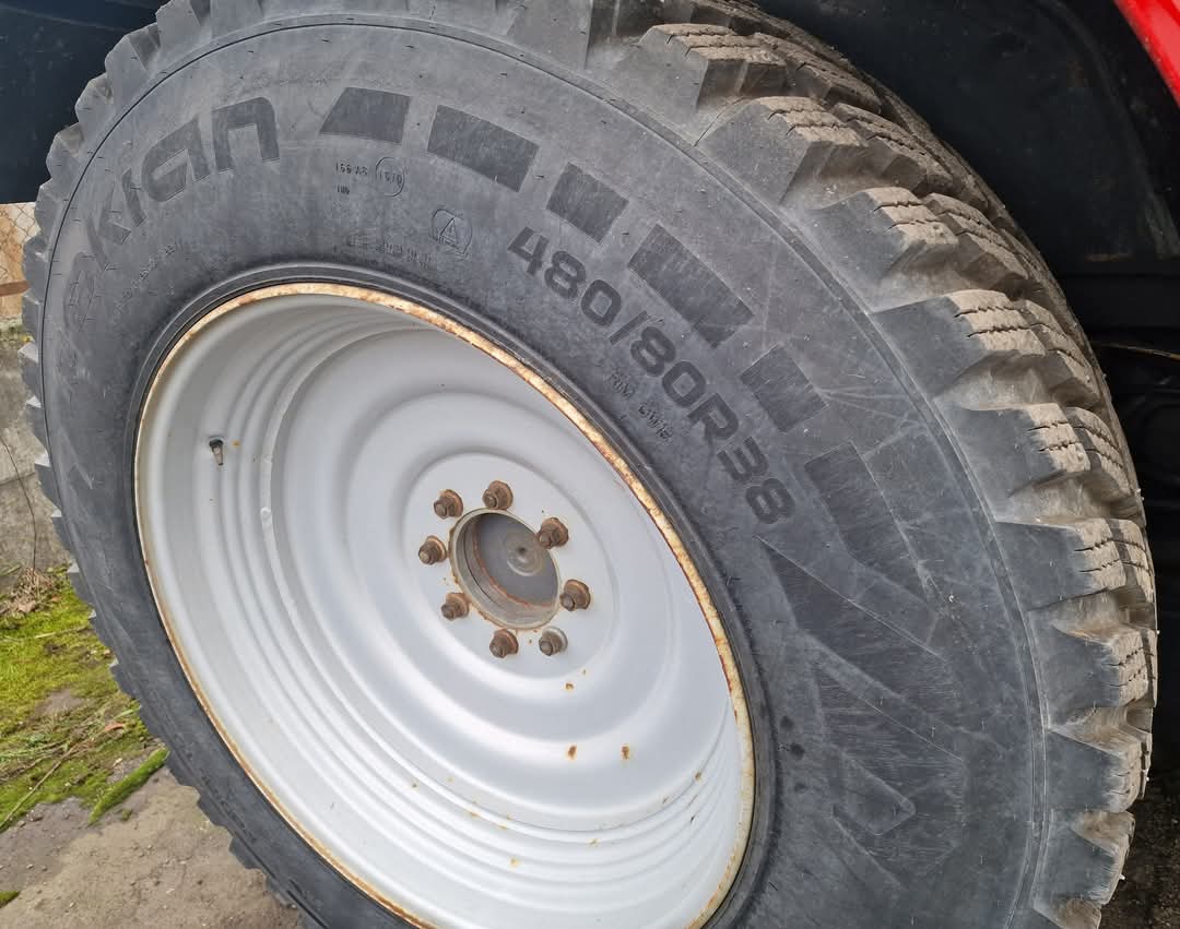 Priekinės ir galinės padangos NOKIAN