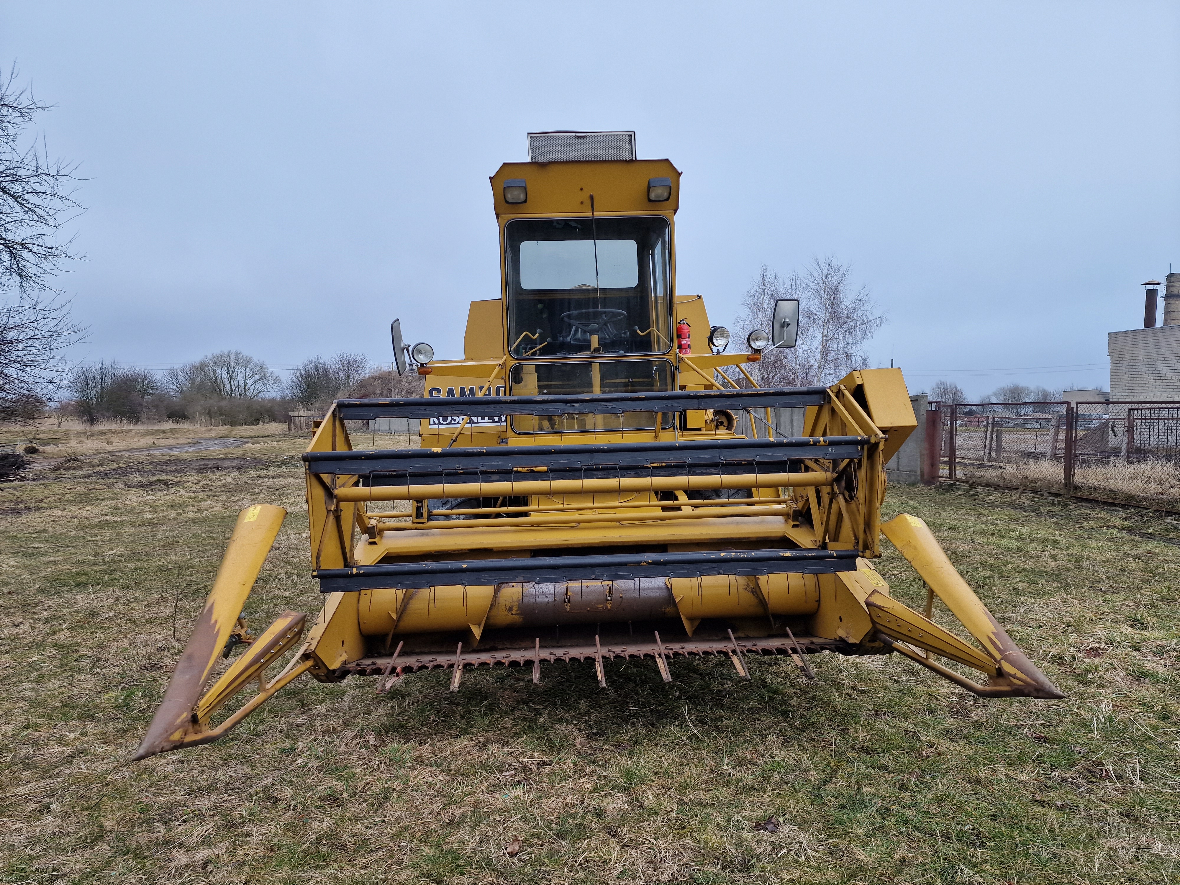 Javų kombainas Sampo 500