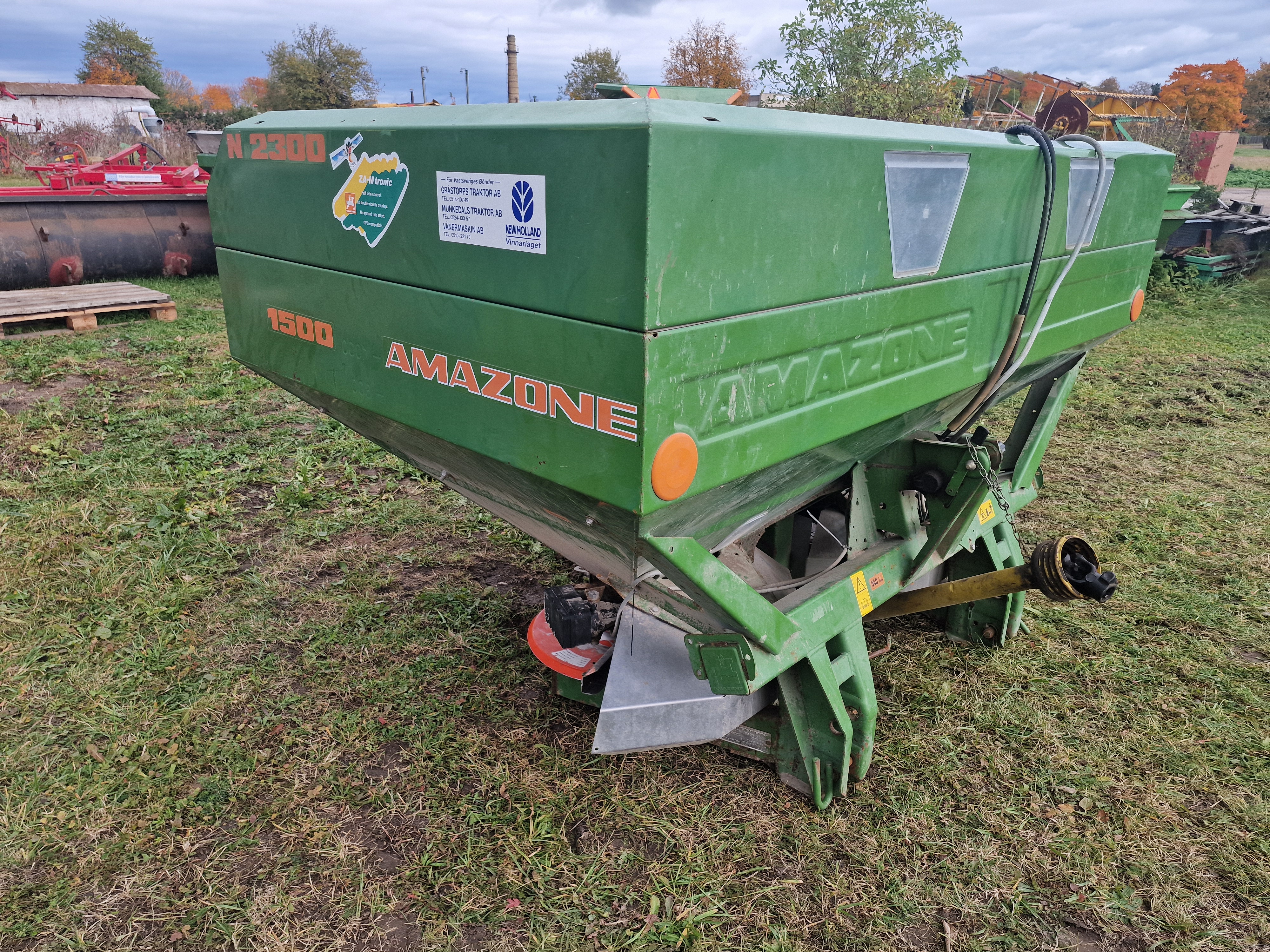 Trąšų barstytuvas Amazone ZA-M MAX- tronic