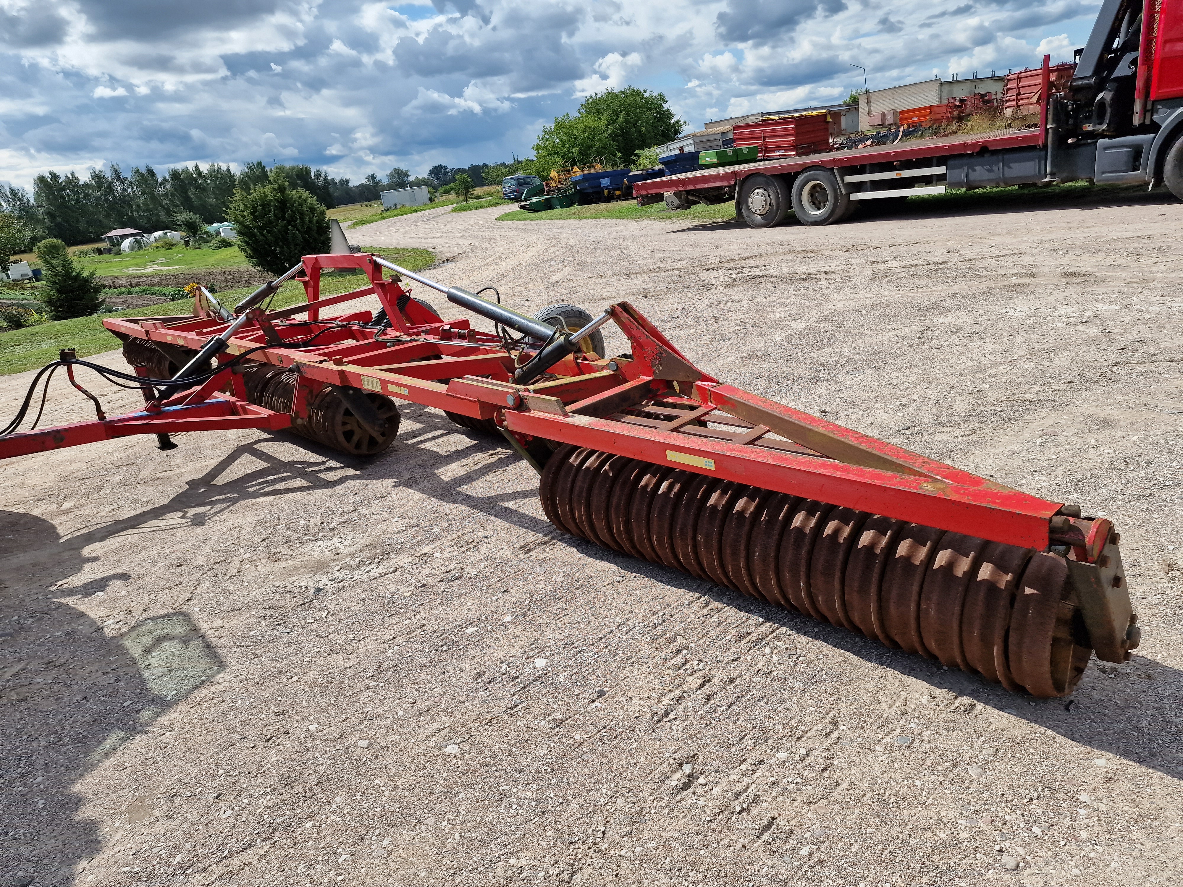 Žemės tankinimo volai Väderstad