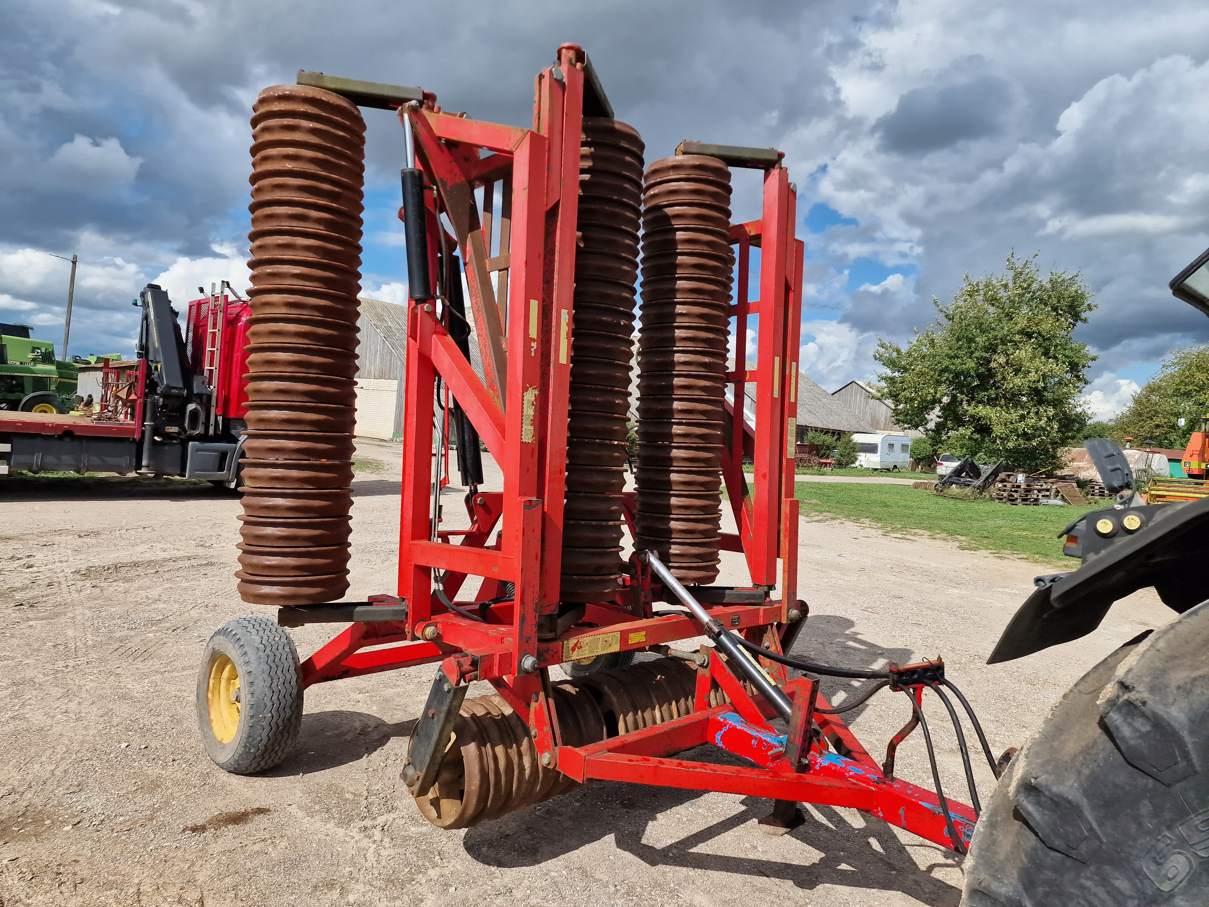 Žemės tankinimo volai Väderstad