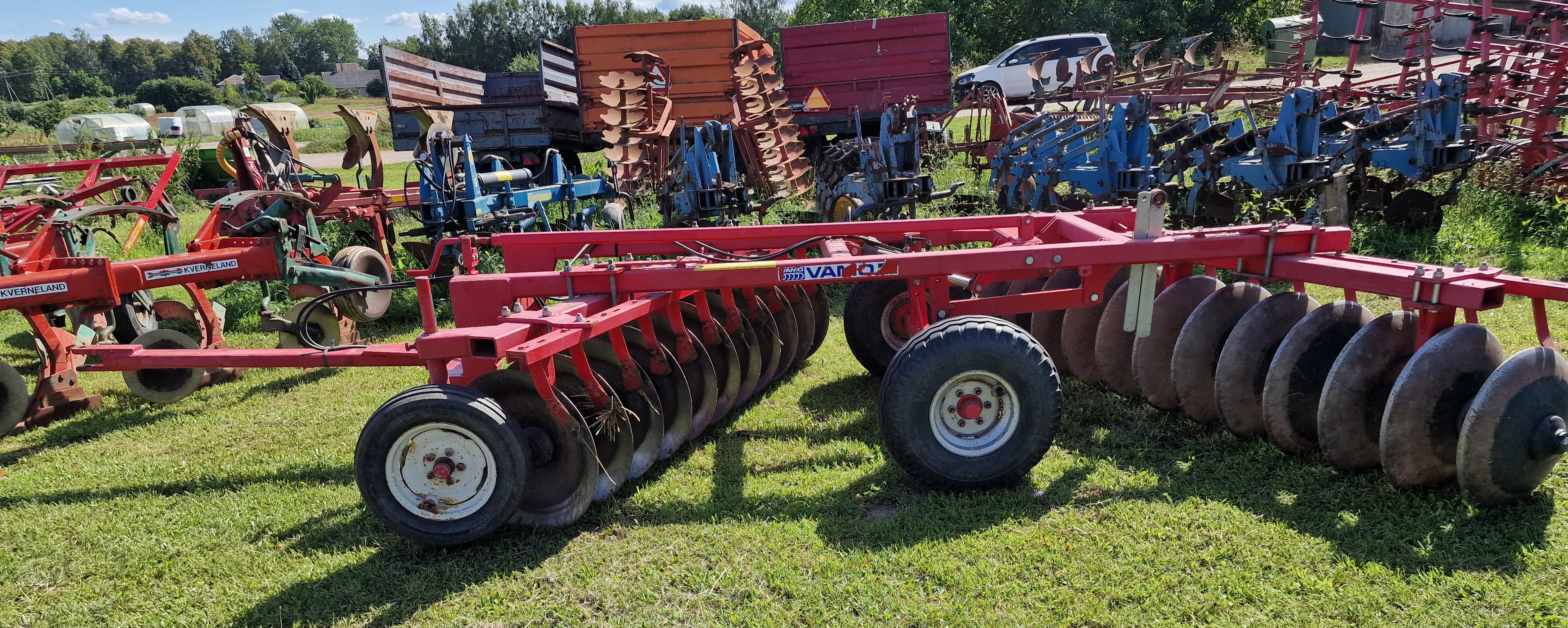 Lėkštinis skutikas Vamo