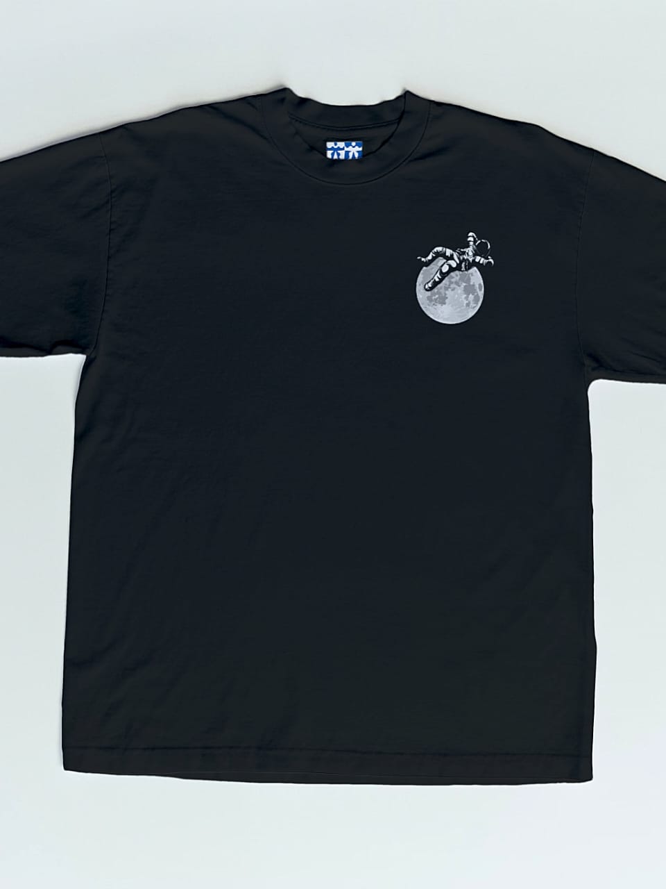 ASTRONAUT OVERSIZED TEE