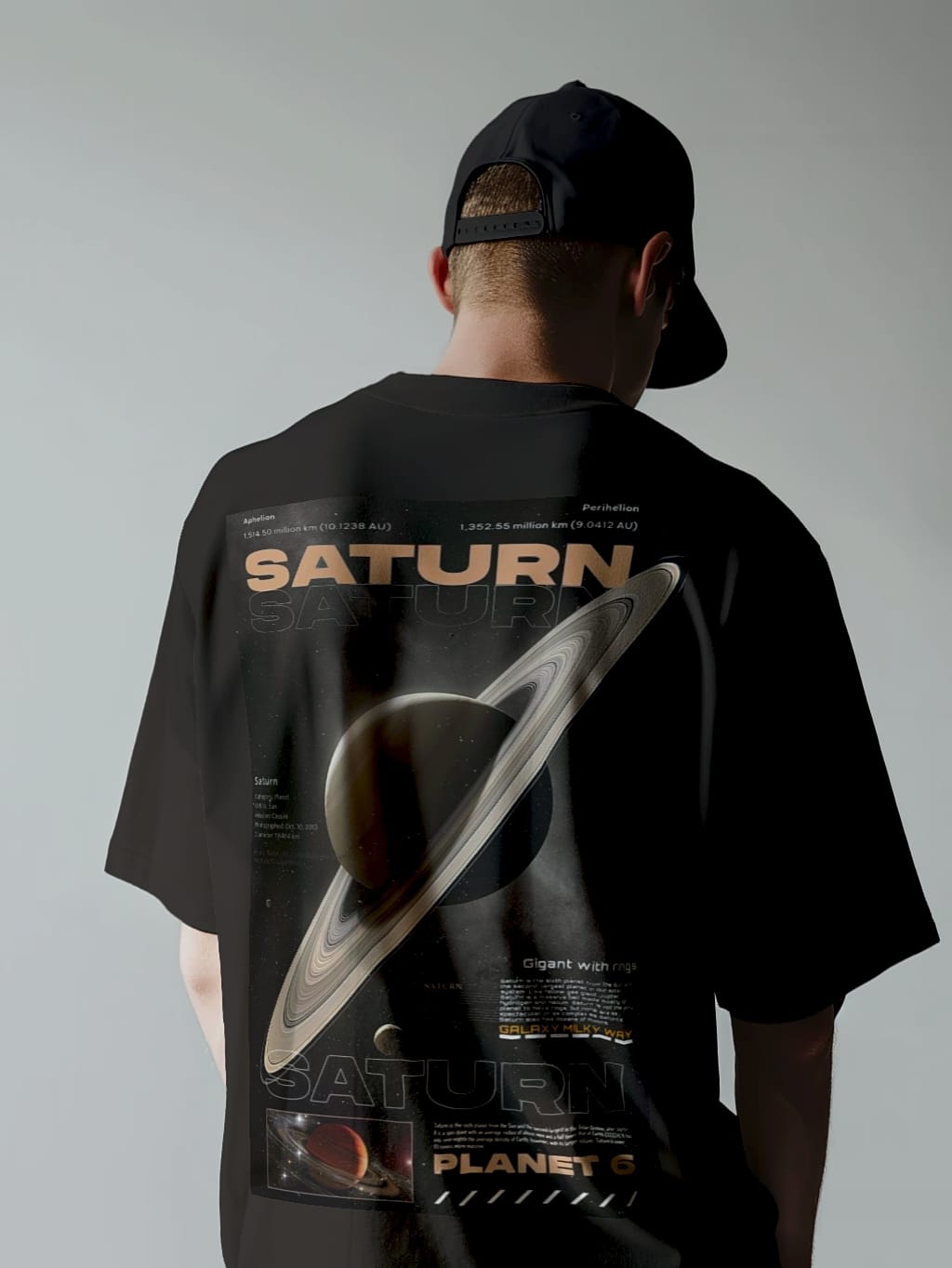 SATURN OVERSIZED TEE
