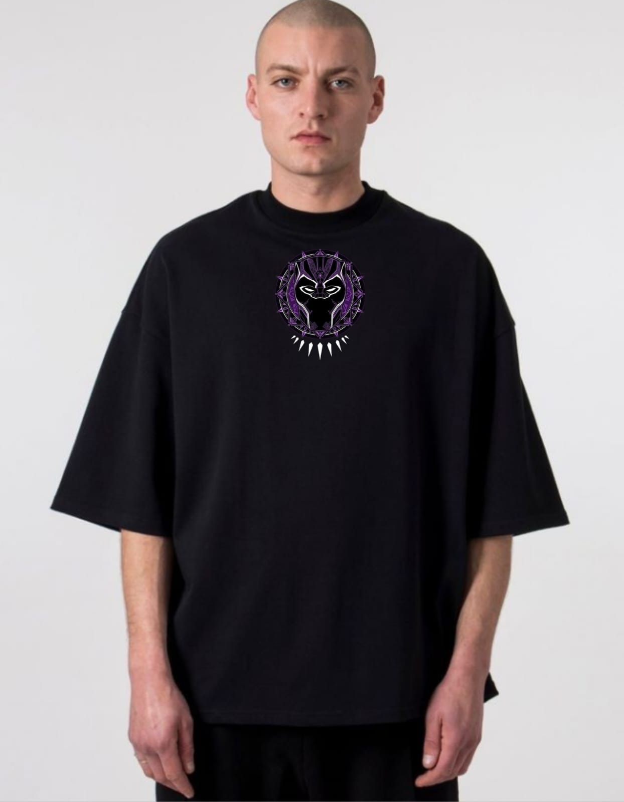 WAKANDA OVERSIZED TEE