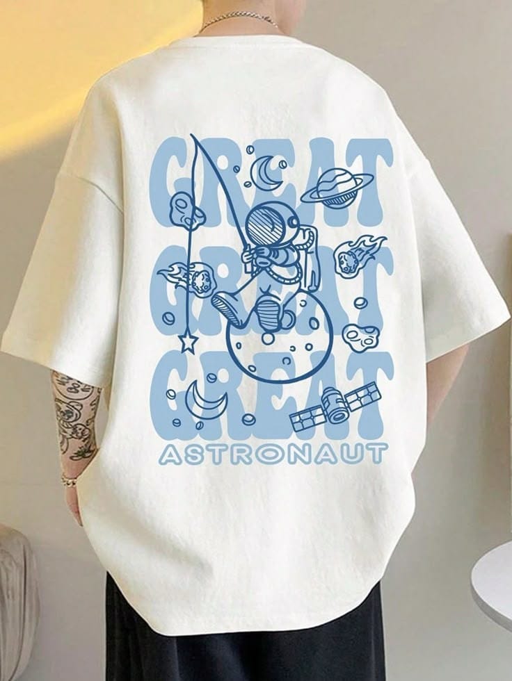 ASTRONAUT OVERSIZED TEE