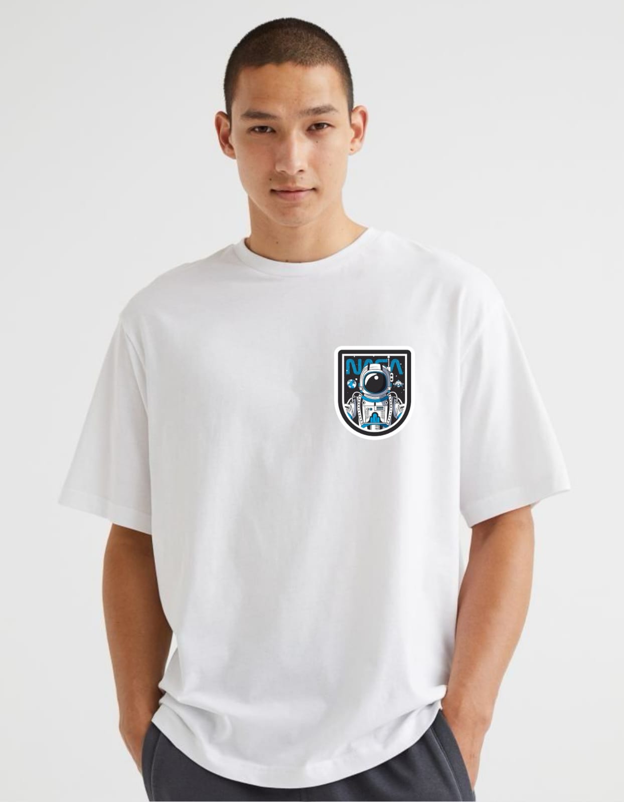 ASTRONAUT OVERSIZED TEE