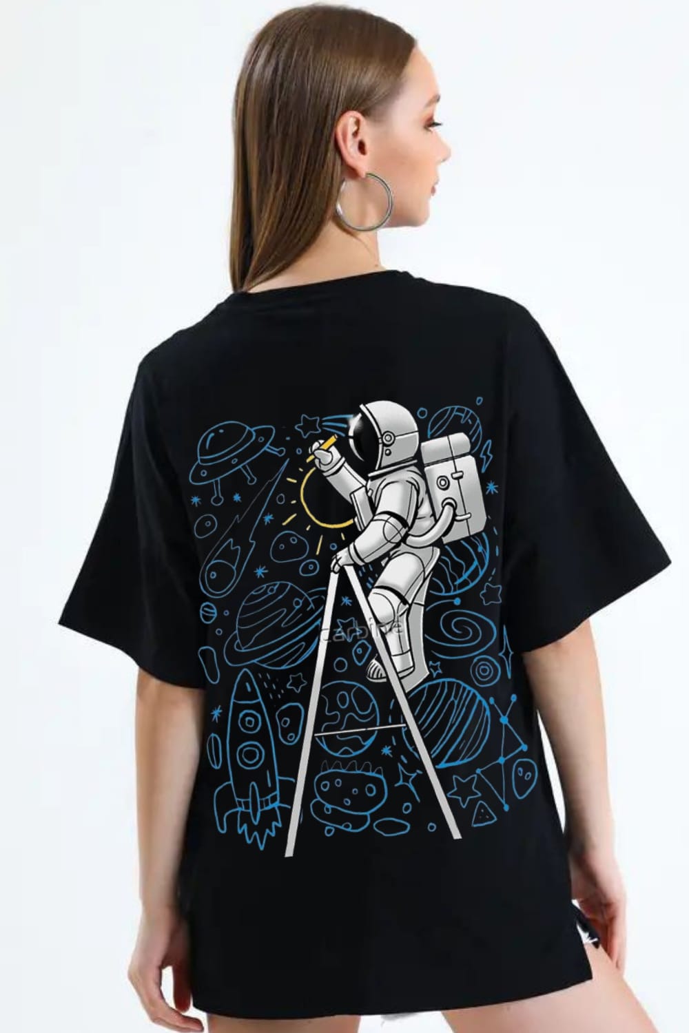 ASTRONAUT GRAPHIC OVERSIZED TEE