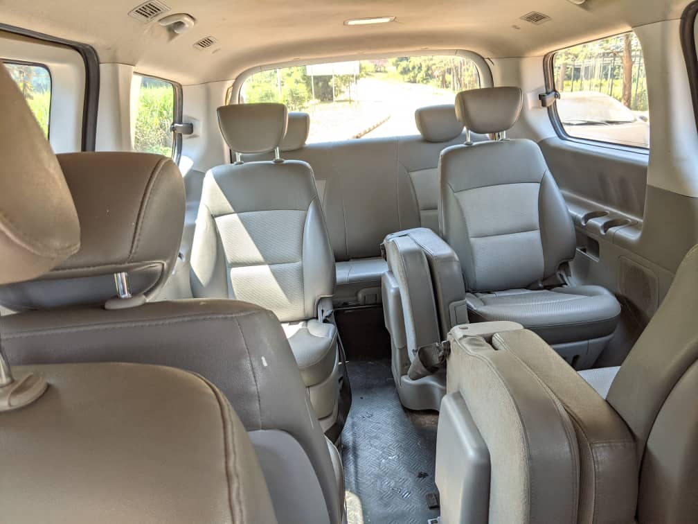 HYUNDAI Automatique 14 Places