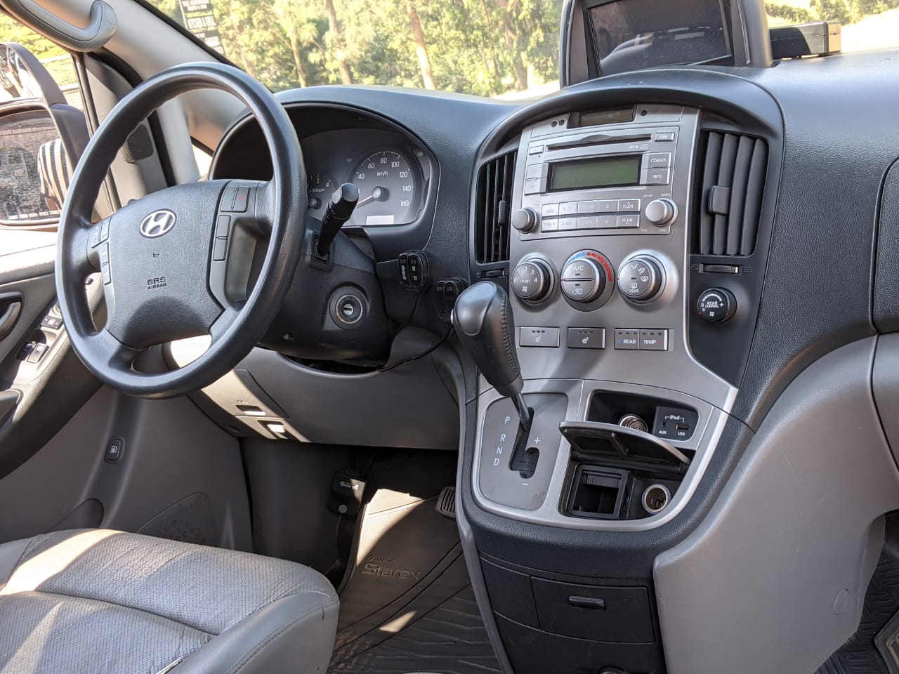 HYUNDAI Automatique 14 Places