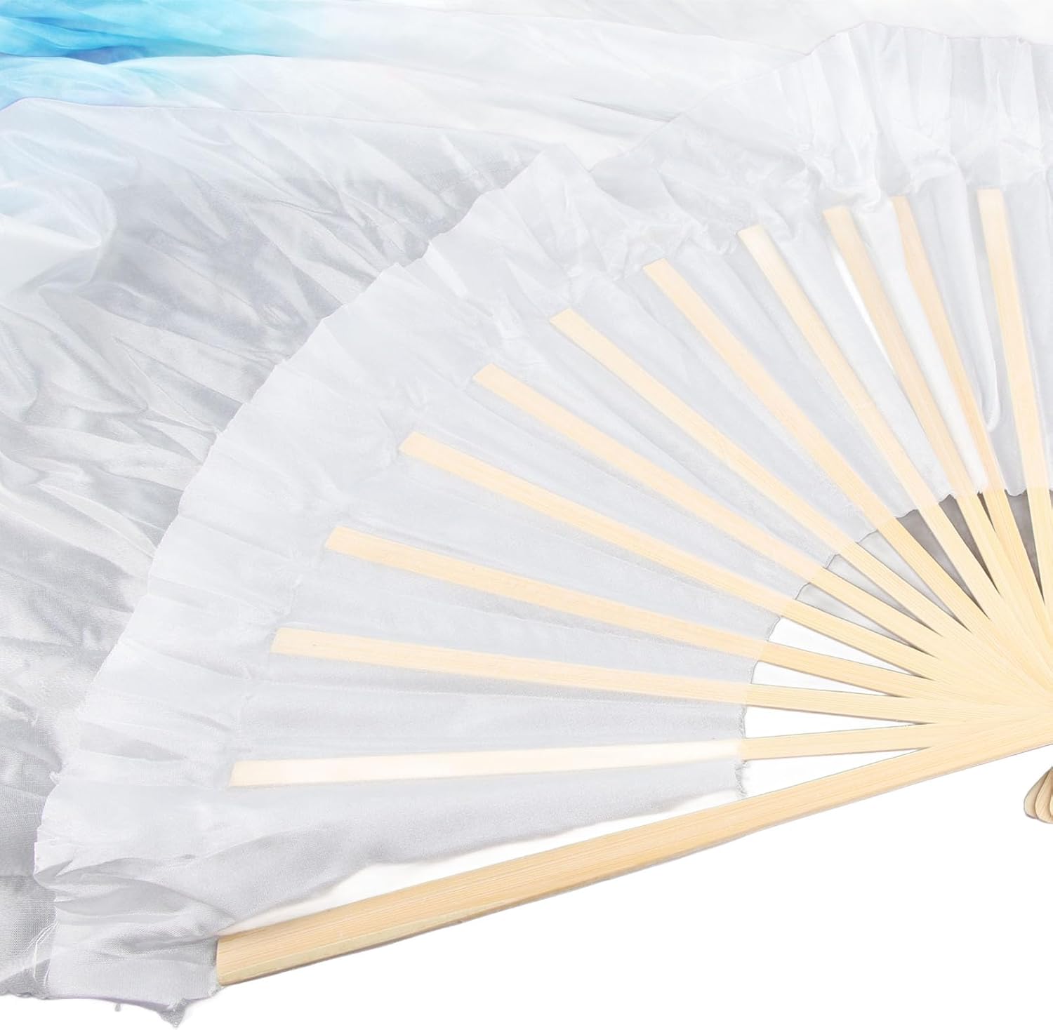 Abanico de danza  de color azul en degradado