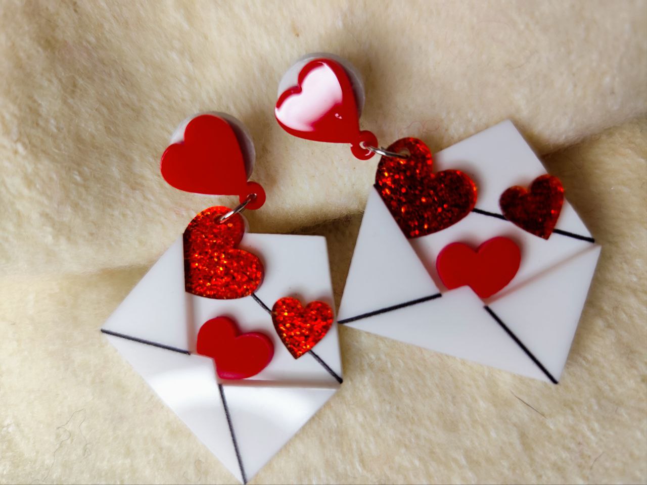 PENDIENTE CARTA DE AMOR