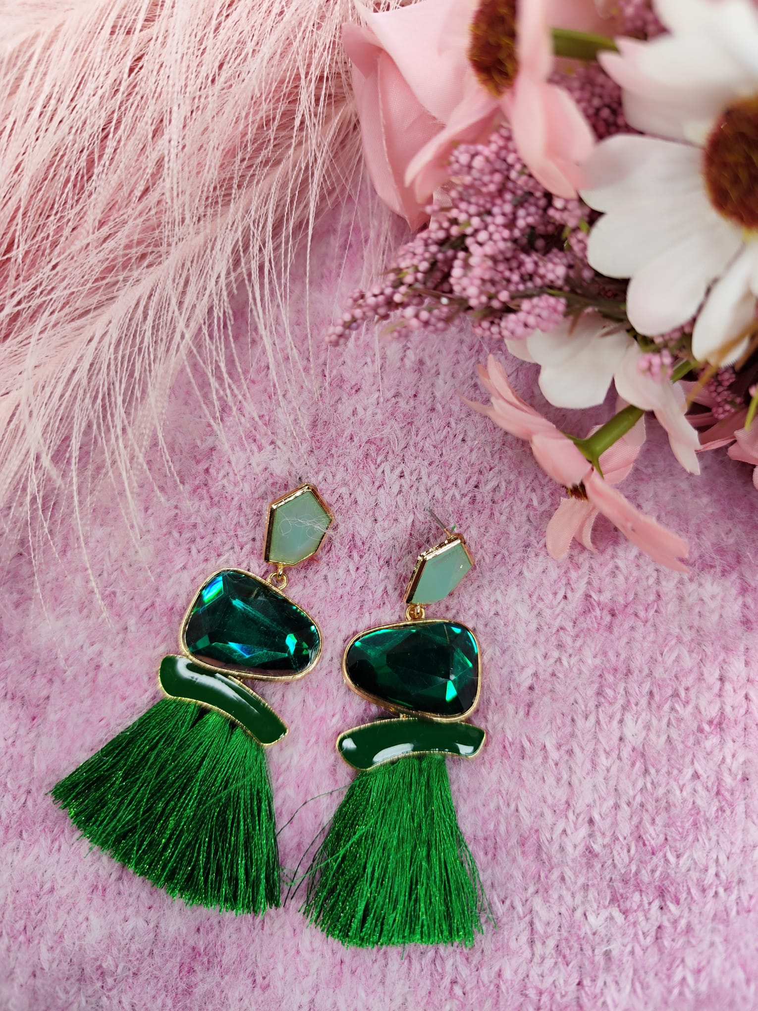 Pendientes largos elegantes verde