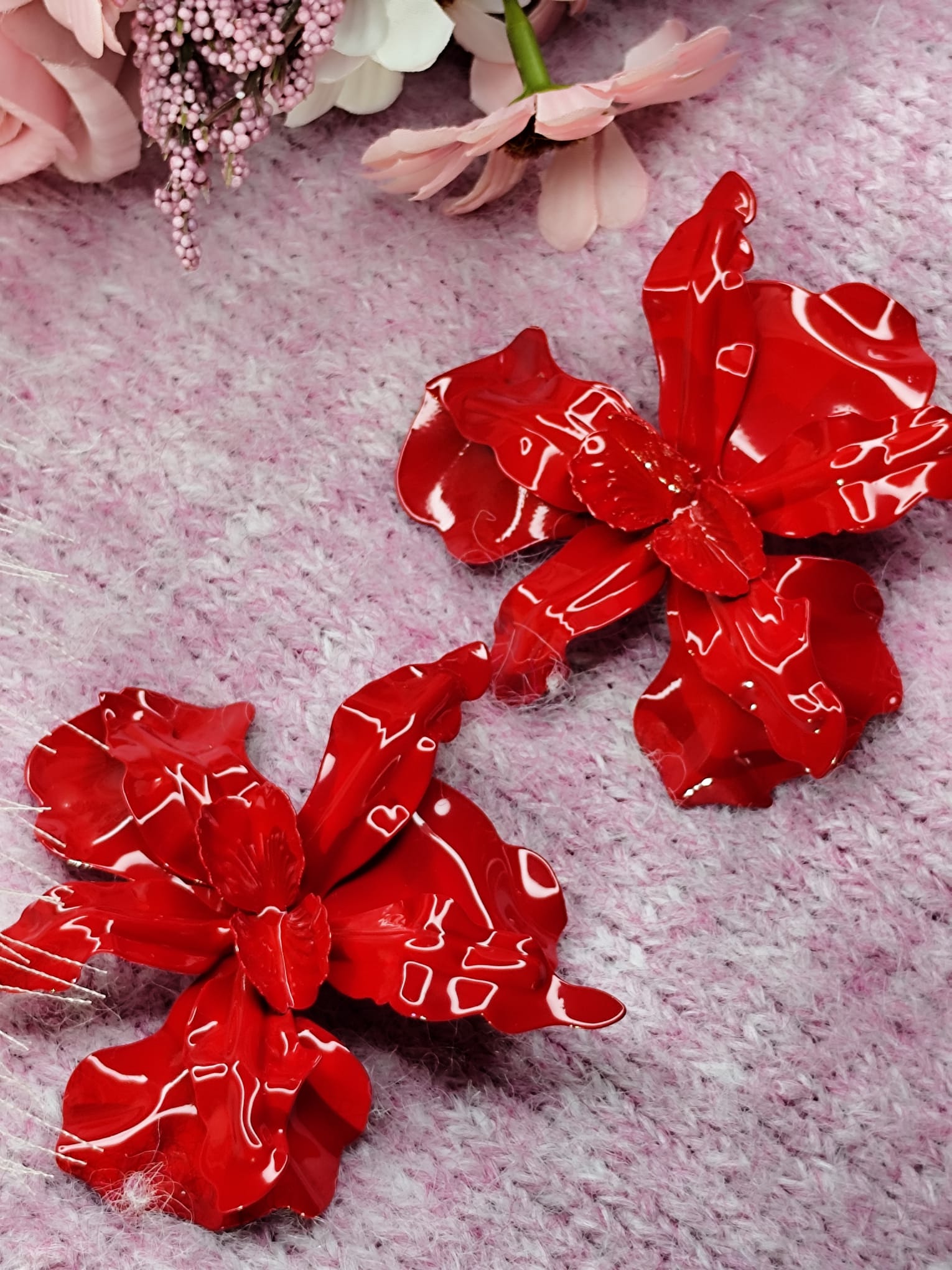 Pendientes rojos grandes