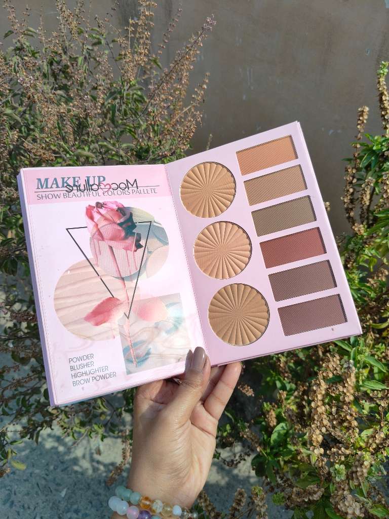 Rose 3 Layer Makeup Book 