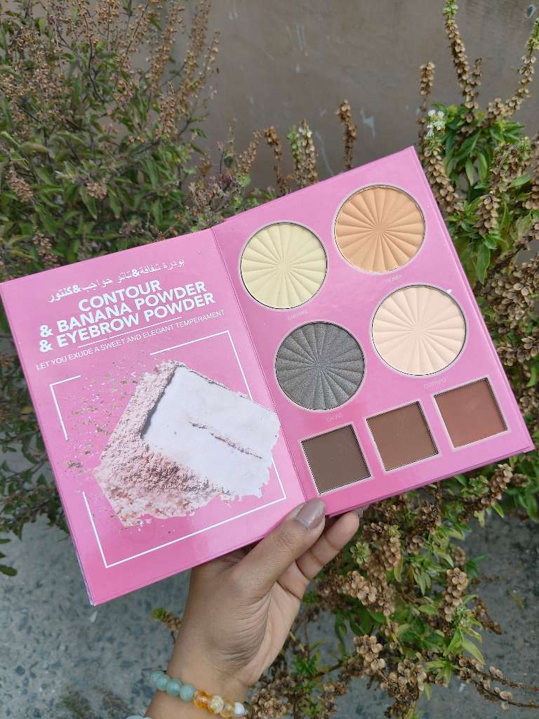 Barbie 4 Layer Makeup Book 