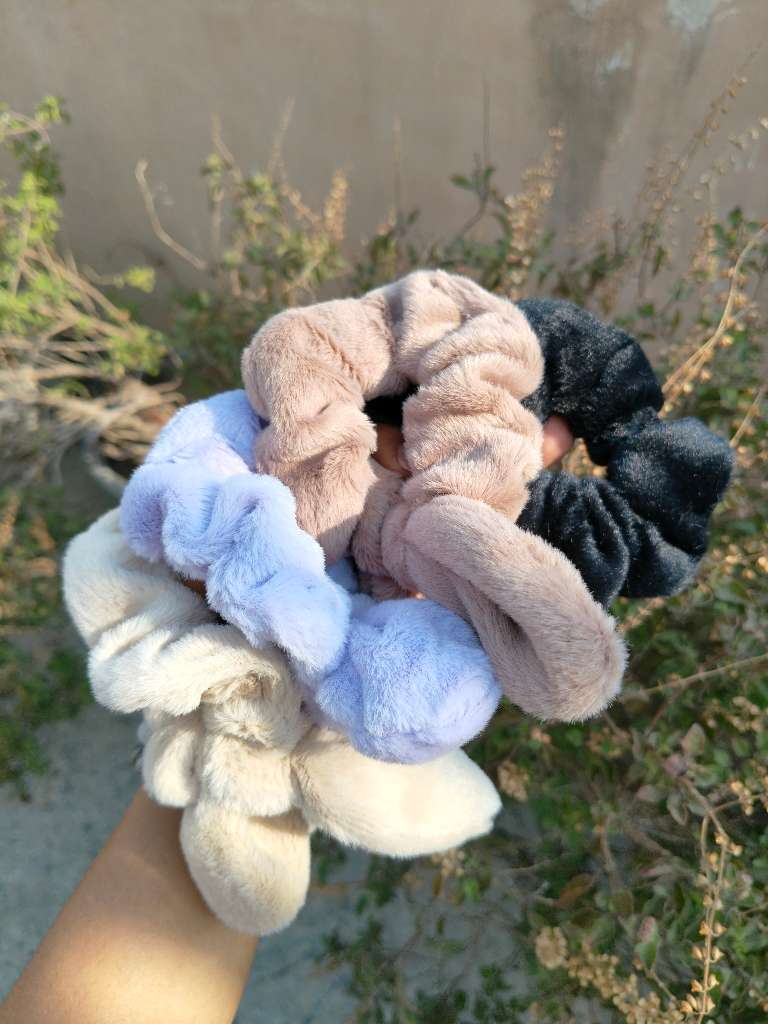 Bow Furr Rubber Band 