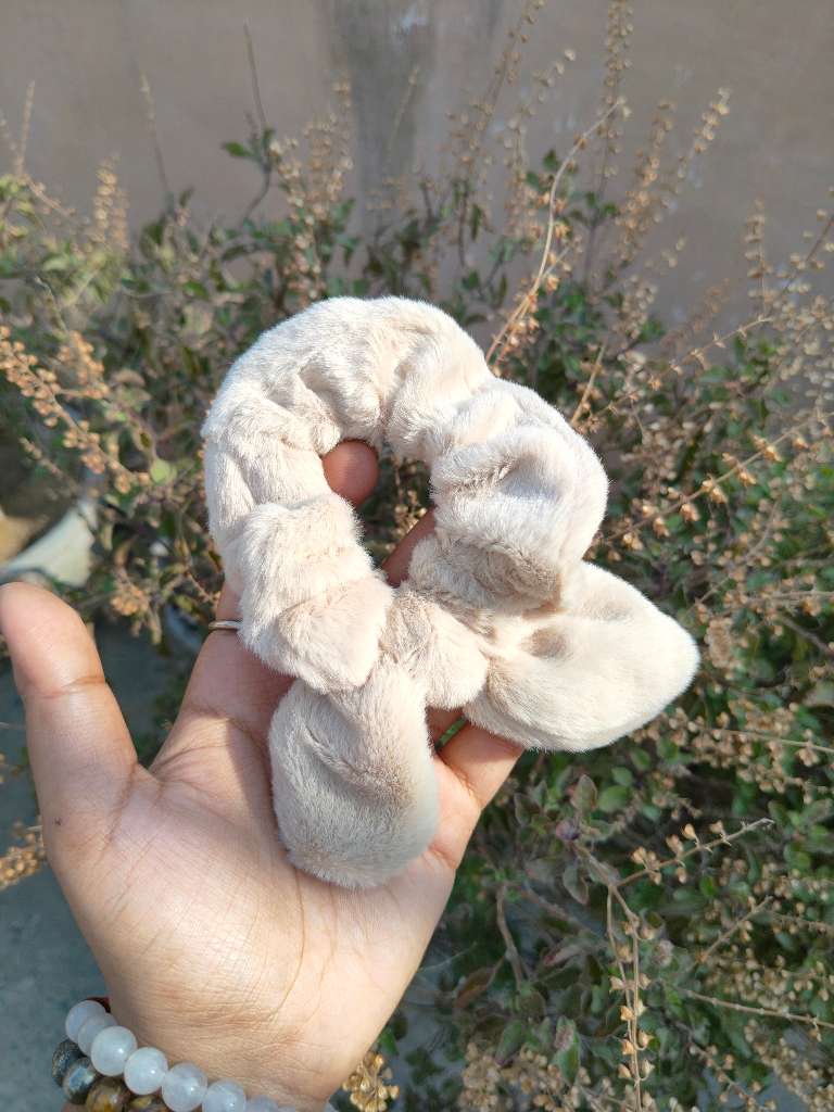 Bow Furr Rubber Band 