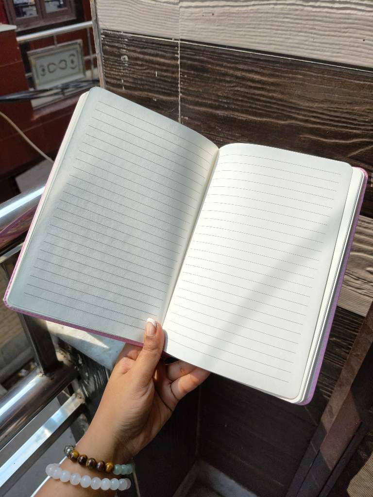 Glitters Cuttu Diary 