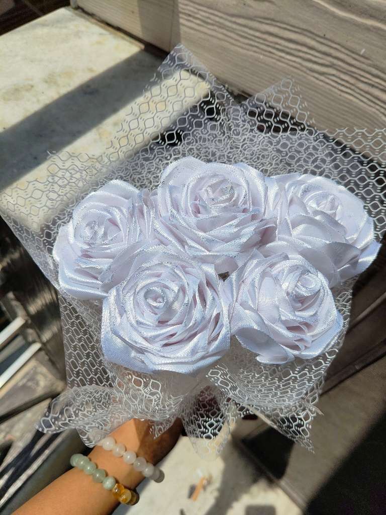 White Handmade Ribbon Rose Bouquet (Only with Hamper Booking)