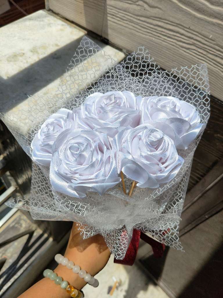 White Handmade Ribbon Rose Bouquet (Only with Hamper Booking)