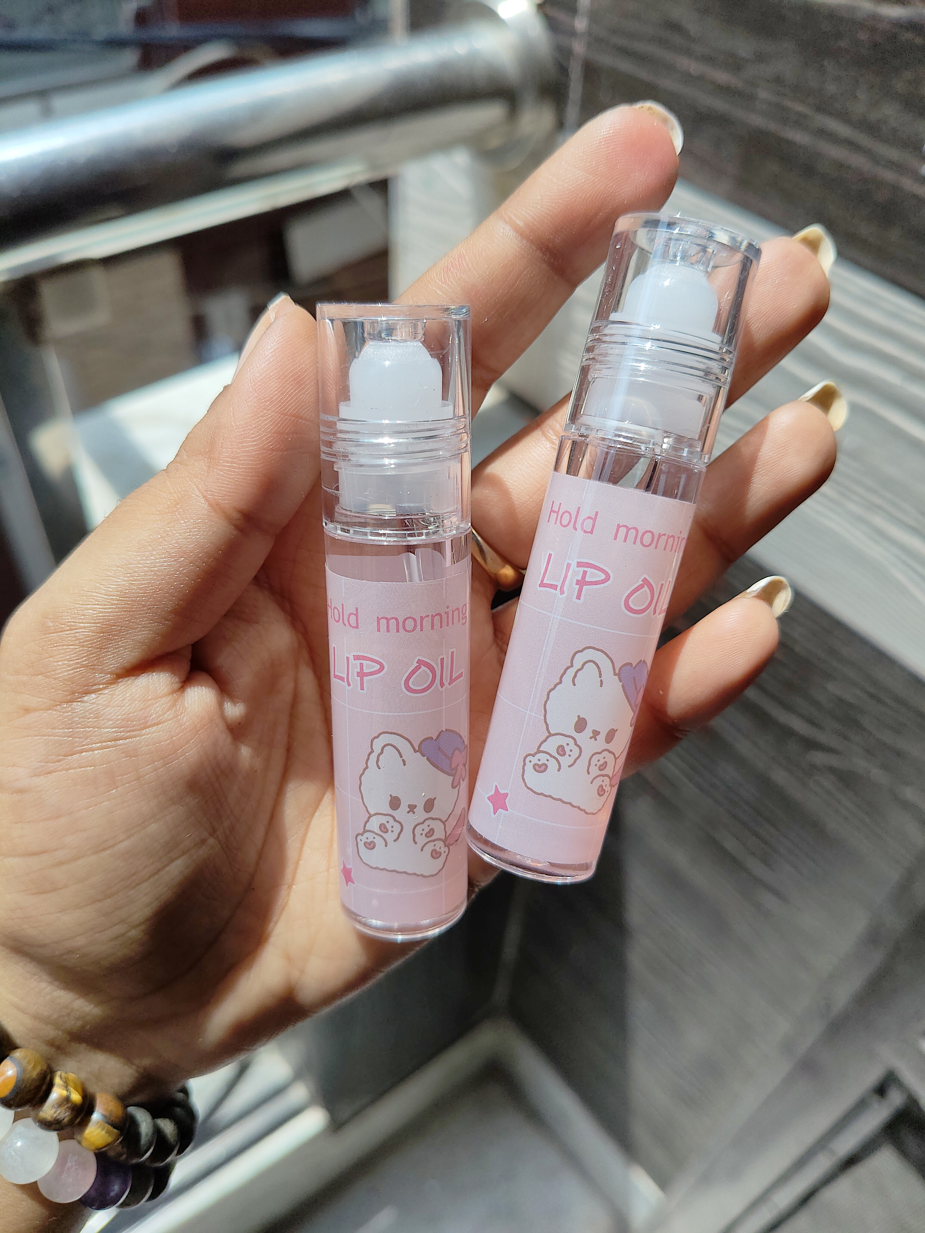 Kitty Roll on Lipoil