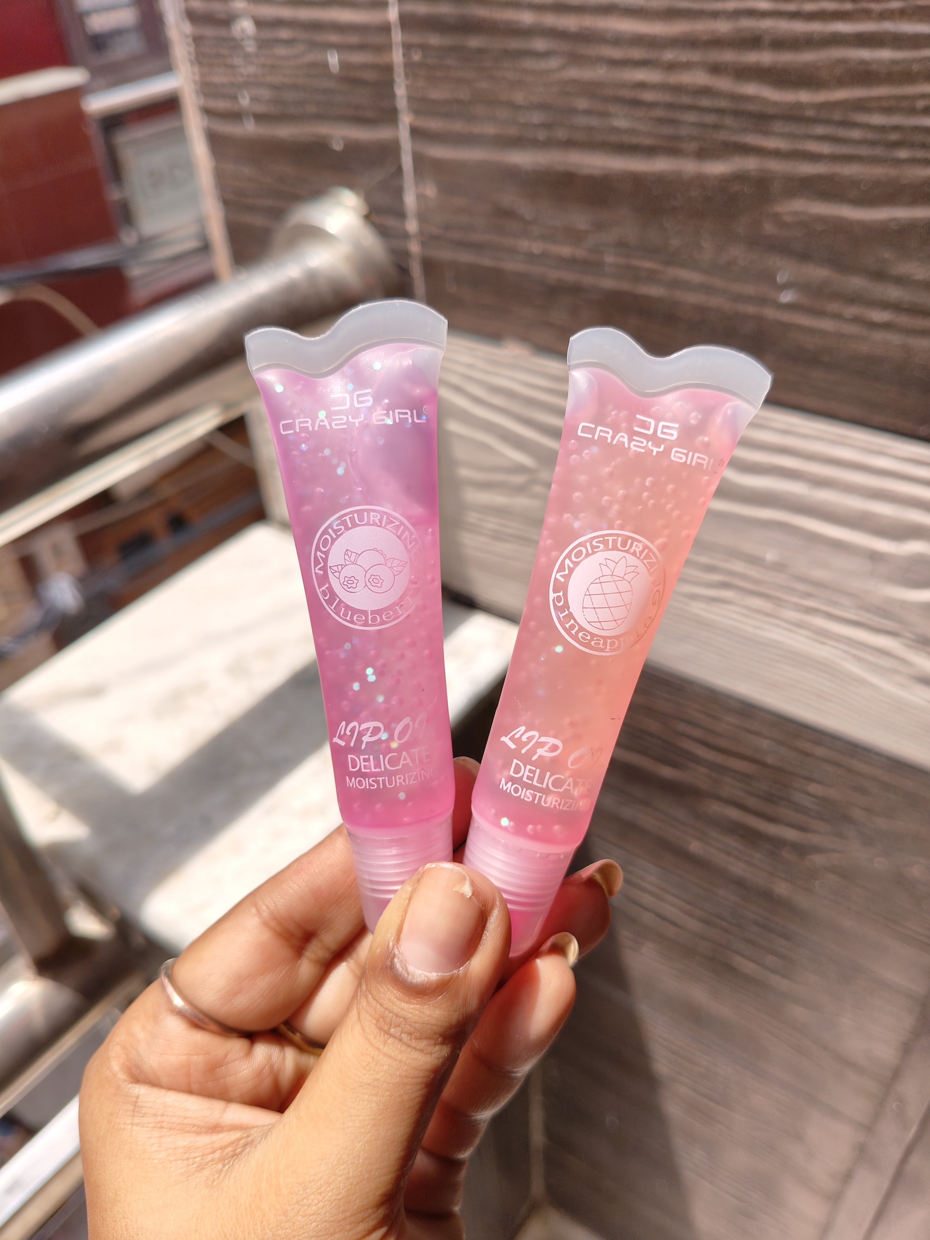 Tube Moisturizing Lipgloss 