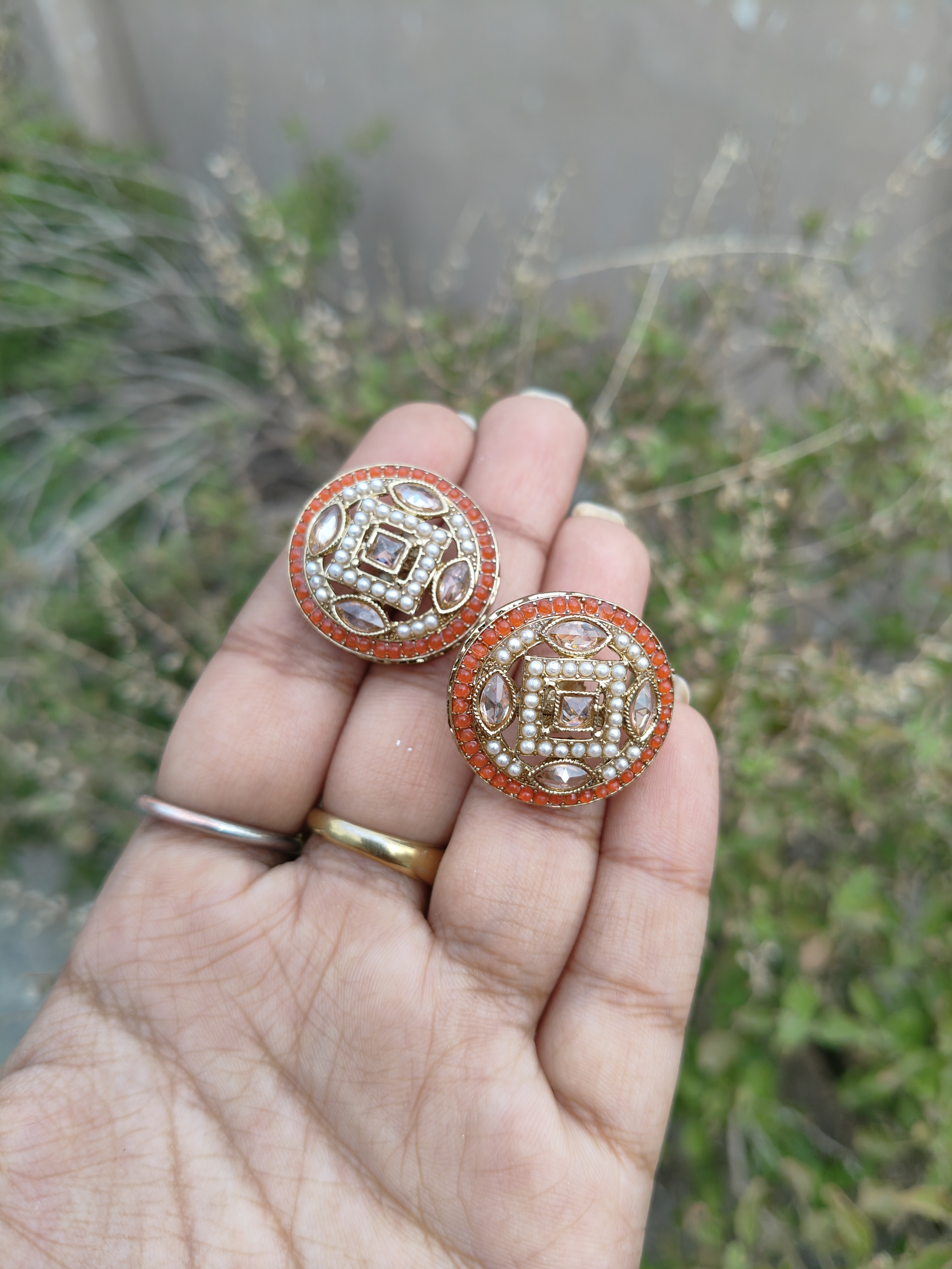 Kundan Round Studs