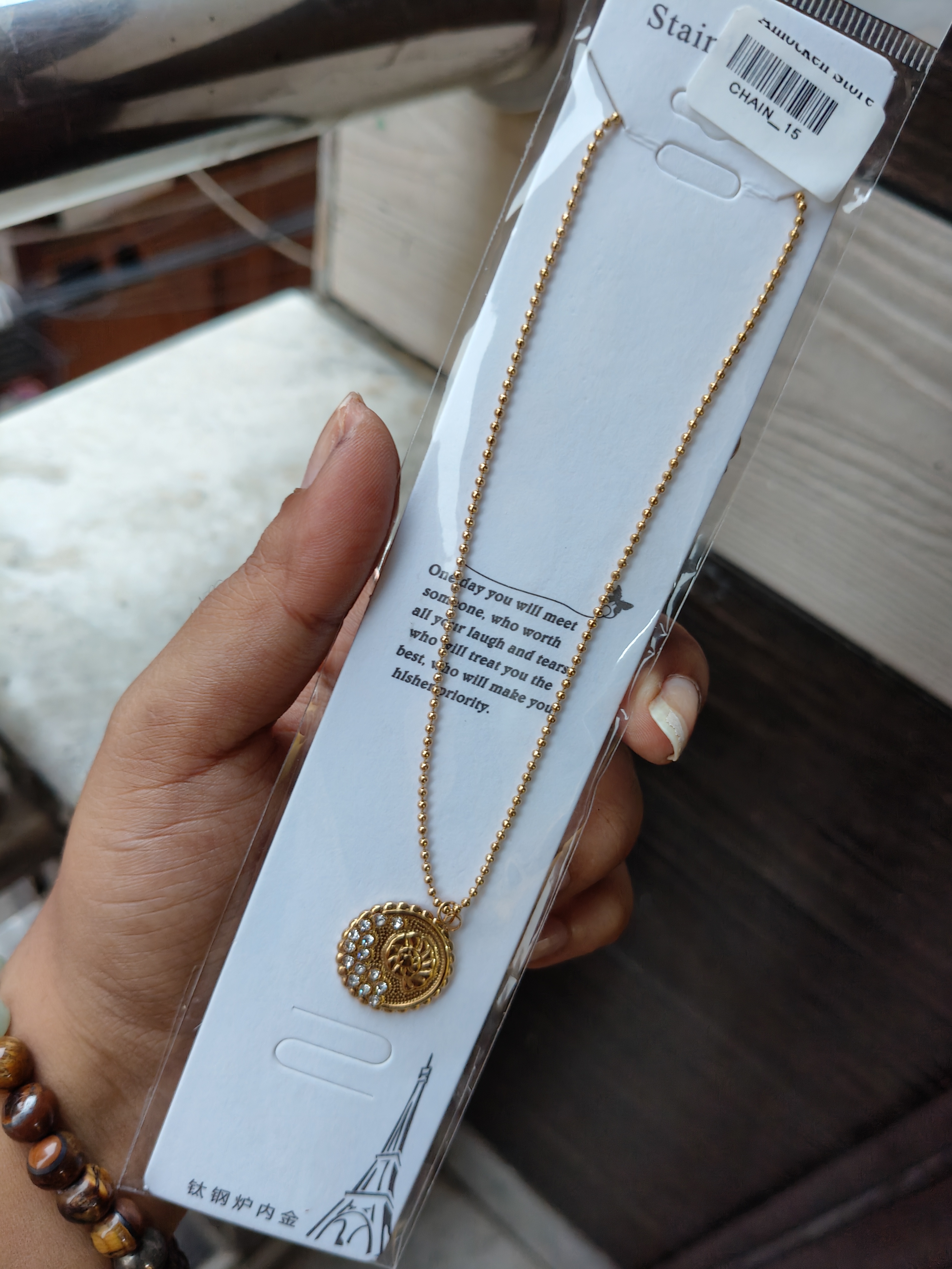 Anti-Tarnish Beads Round Coin Pendant 