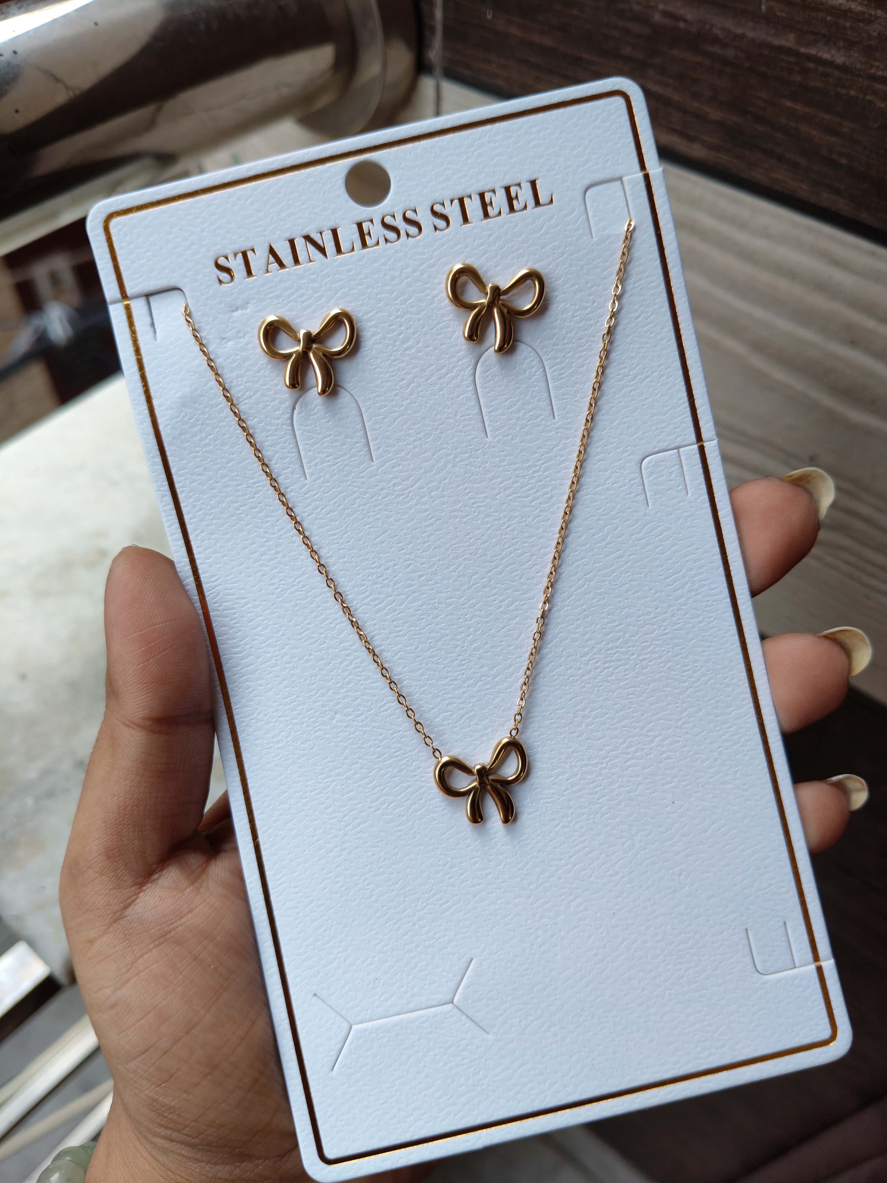 Anti-Tarnish Bow Pendant Set