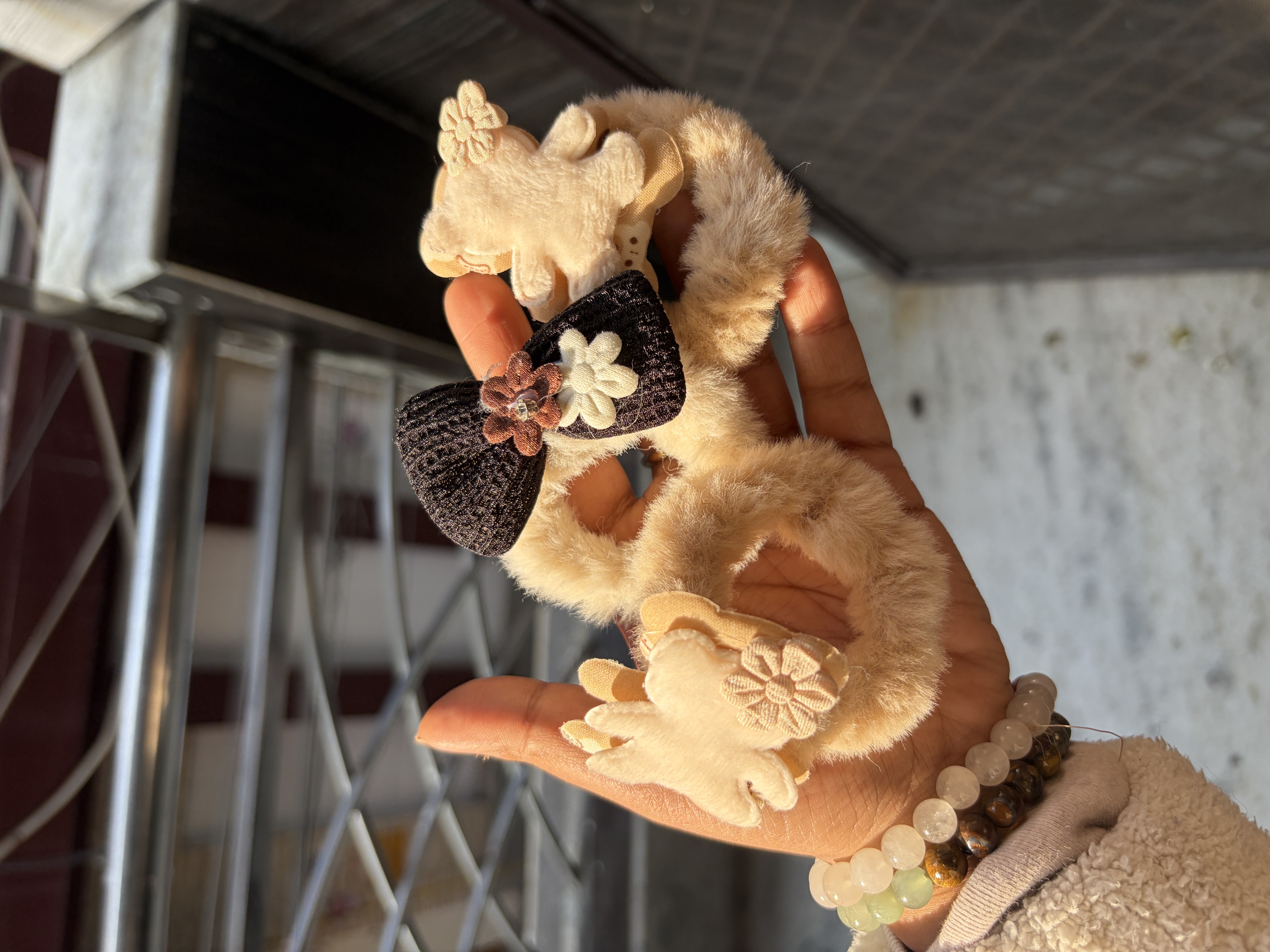 Bow medium Rubber Band 