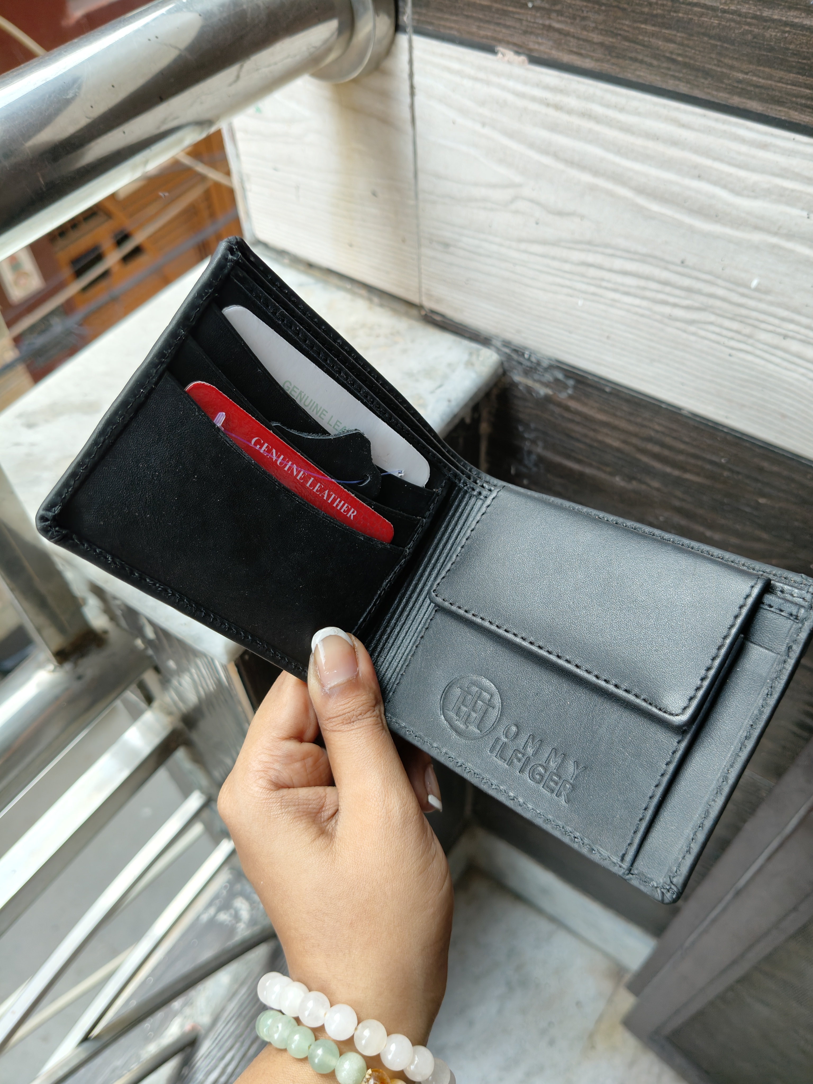 Tommy Hilfiger Wallet (Black)