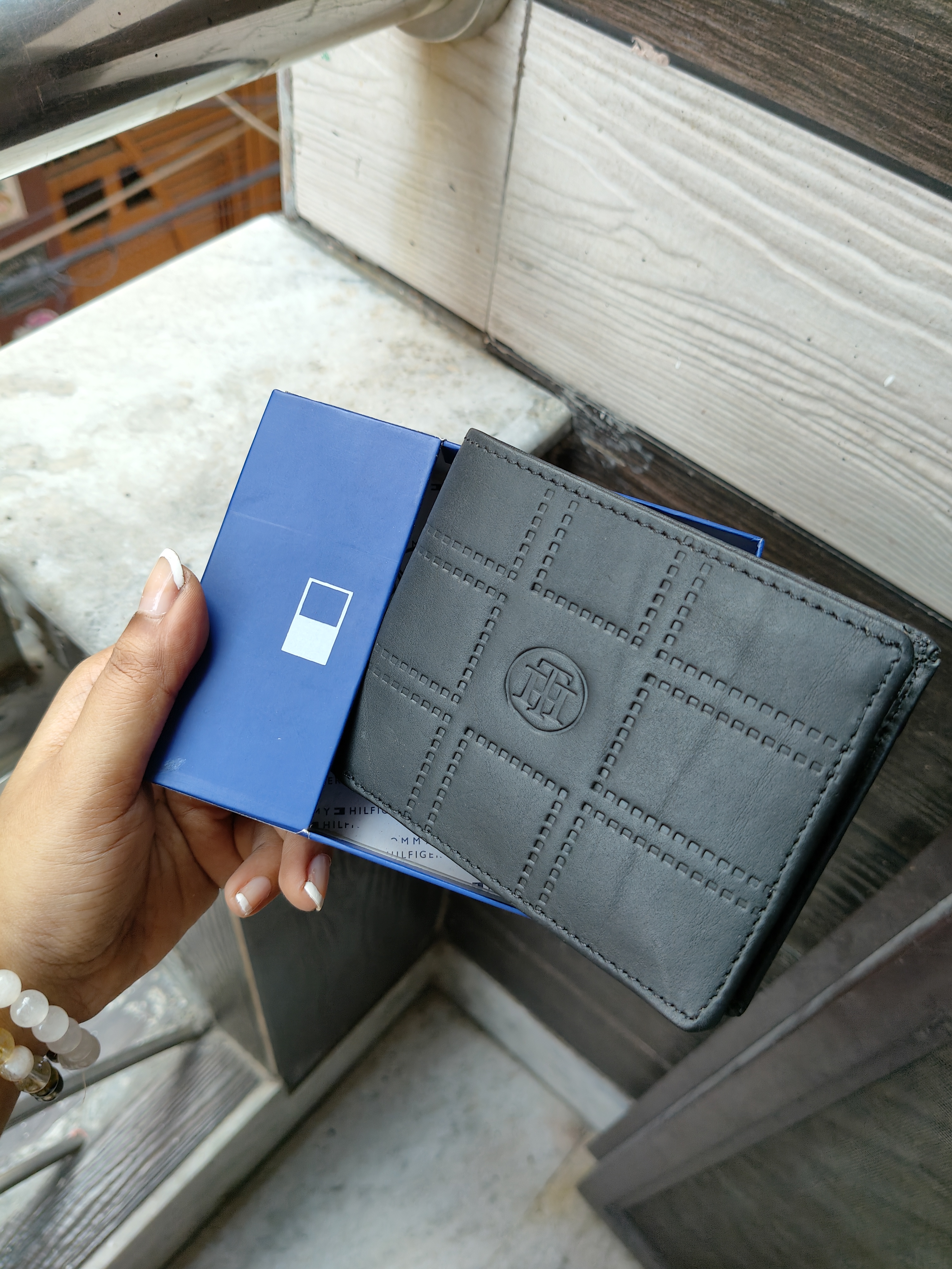 Tommy Hilfiger Wallet (Black)