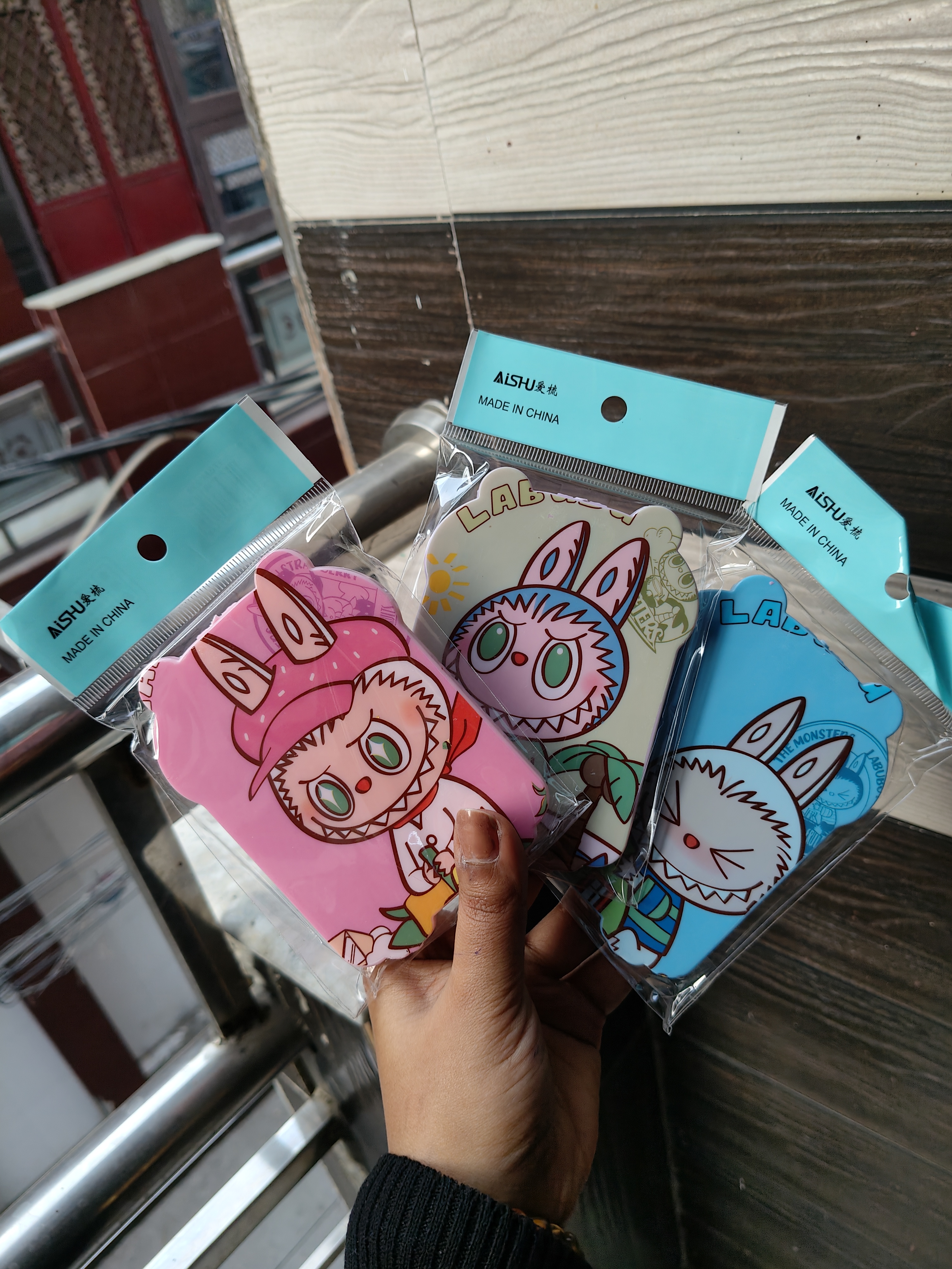 Labubu Mirror with mini comb