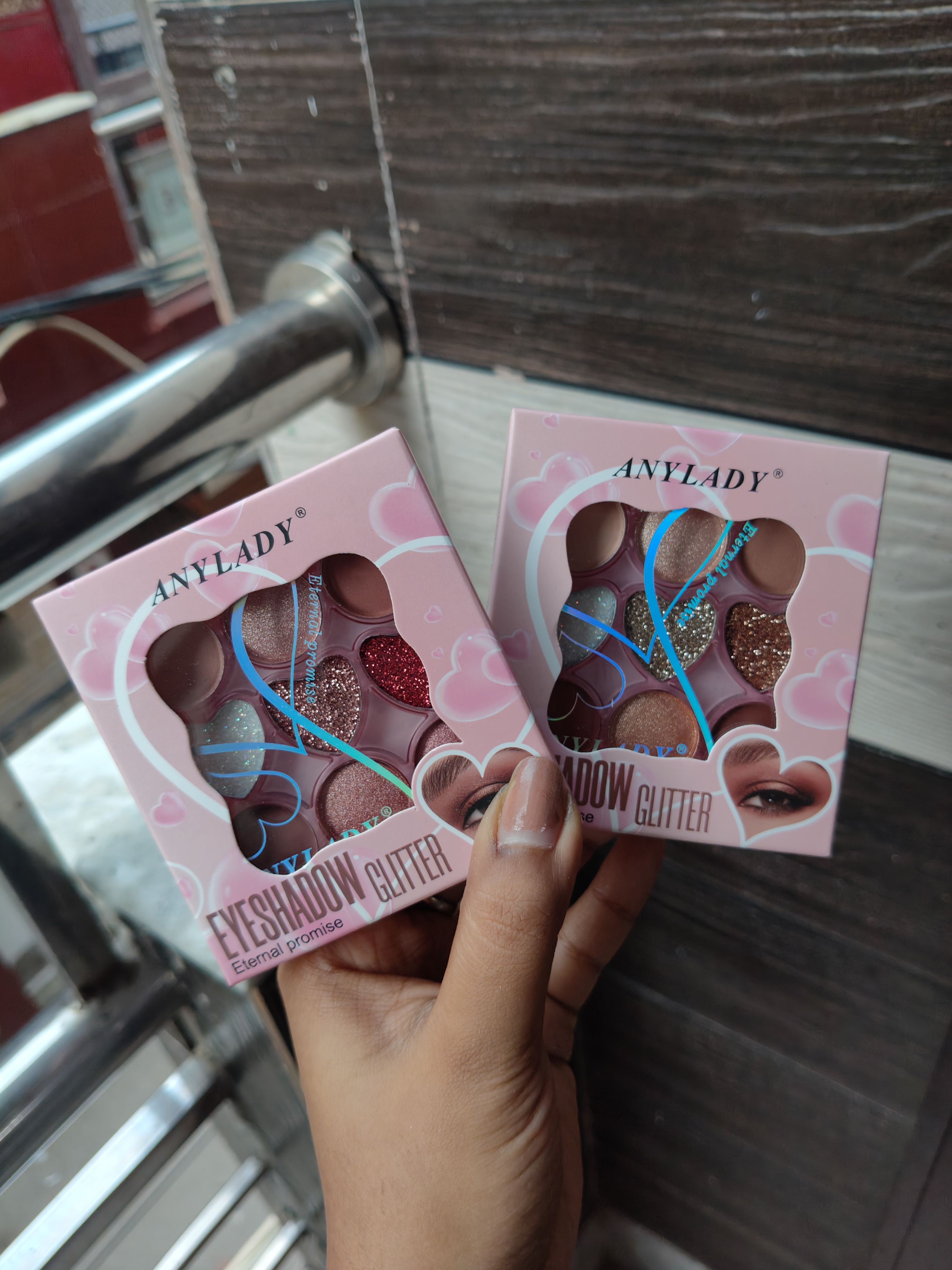 Any lady Heart square Eye Palette 