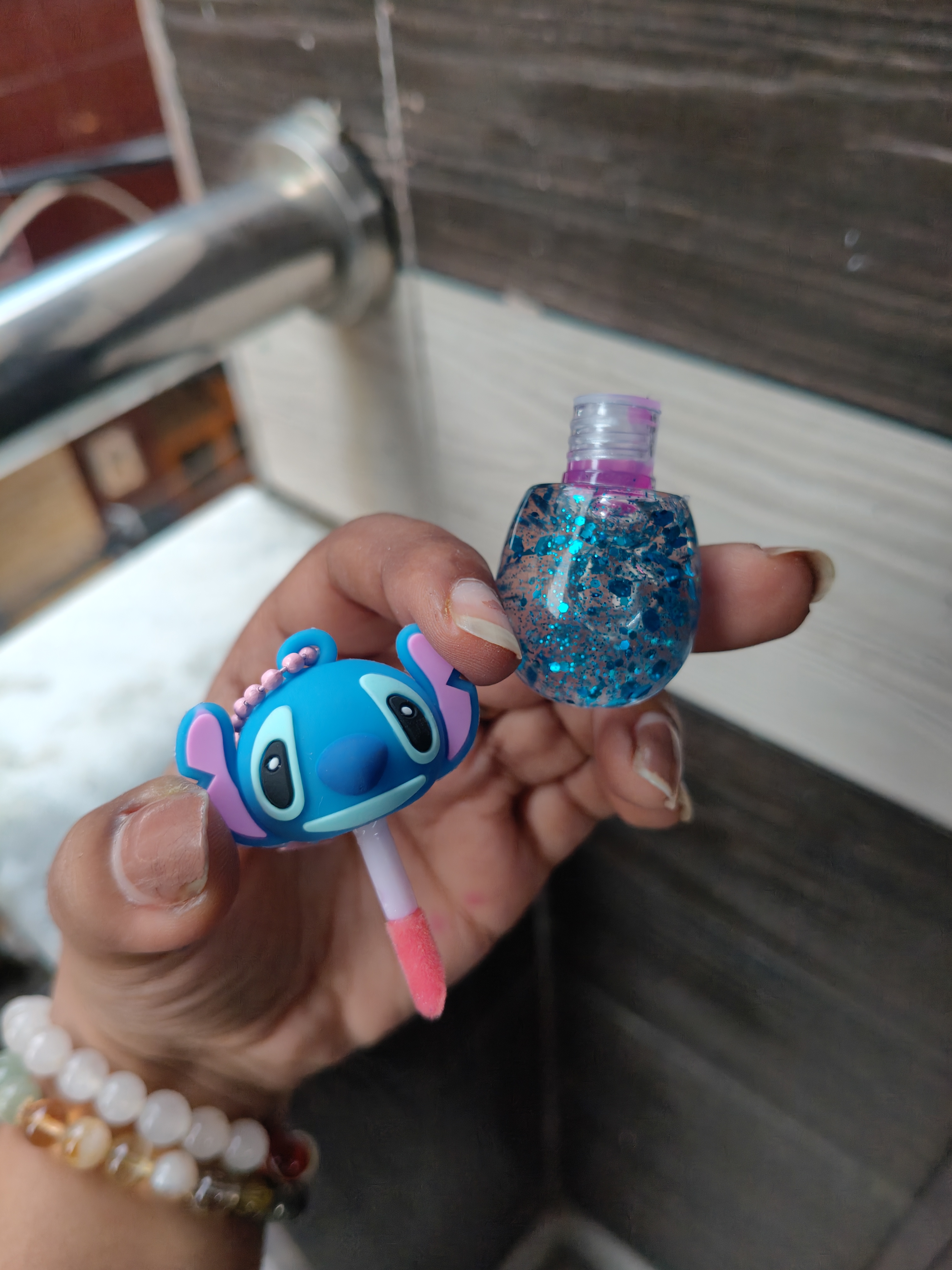 Stitch Chain Lipgloss 