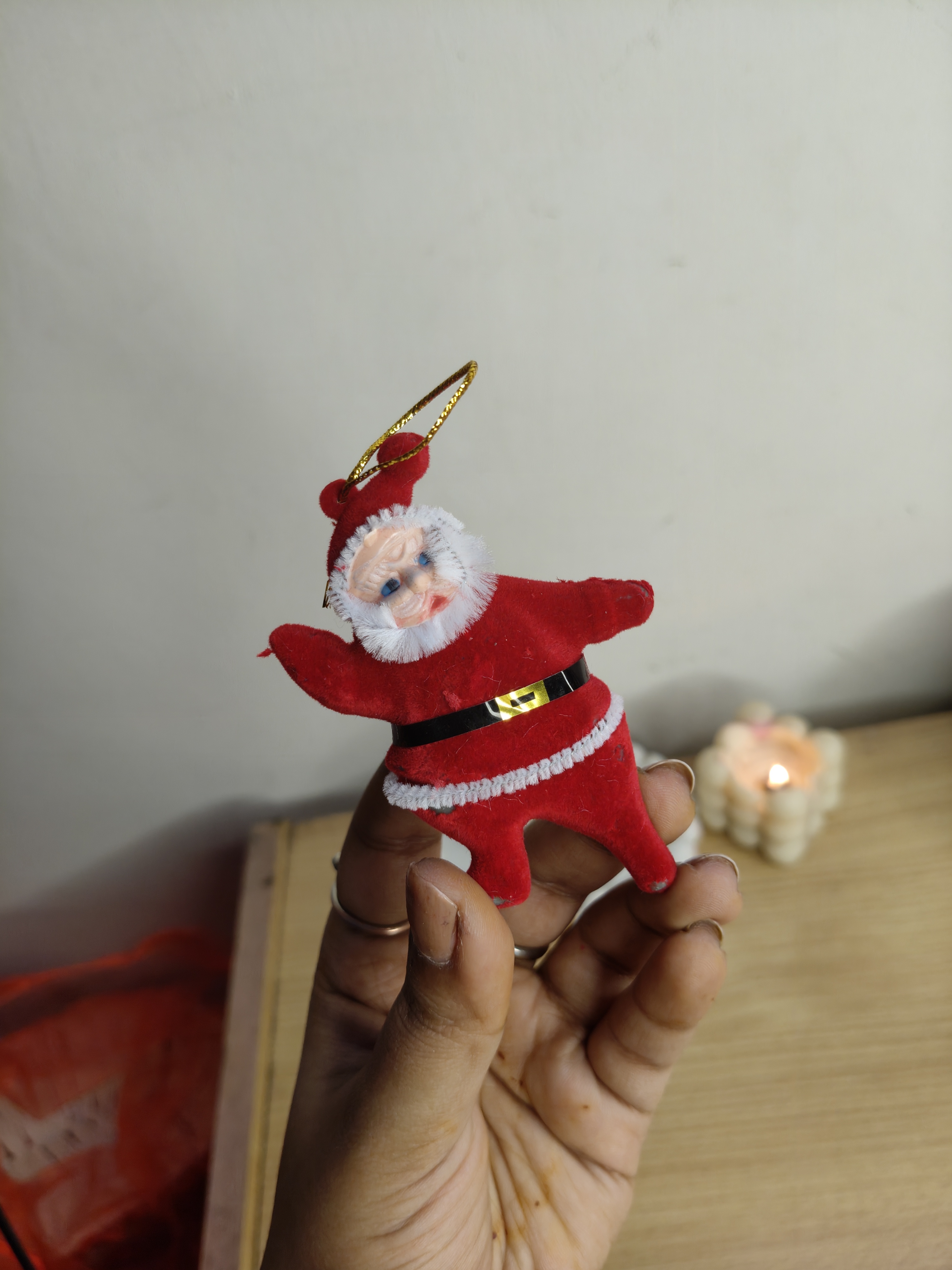 Medium Dancing Santa 
