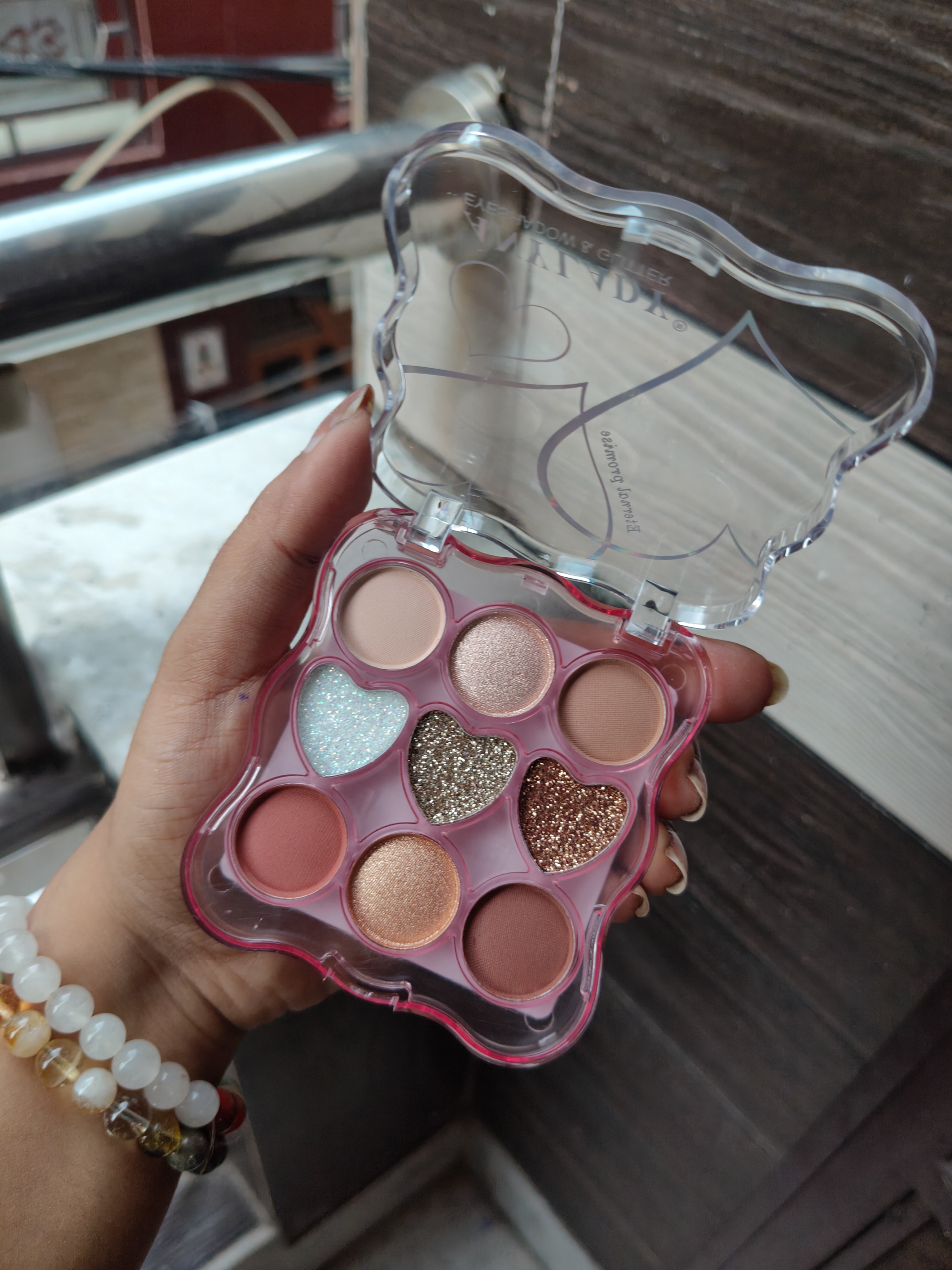 Any lady Heart square Eye Palette 