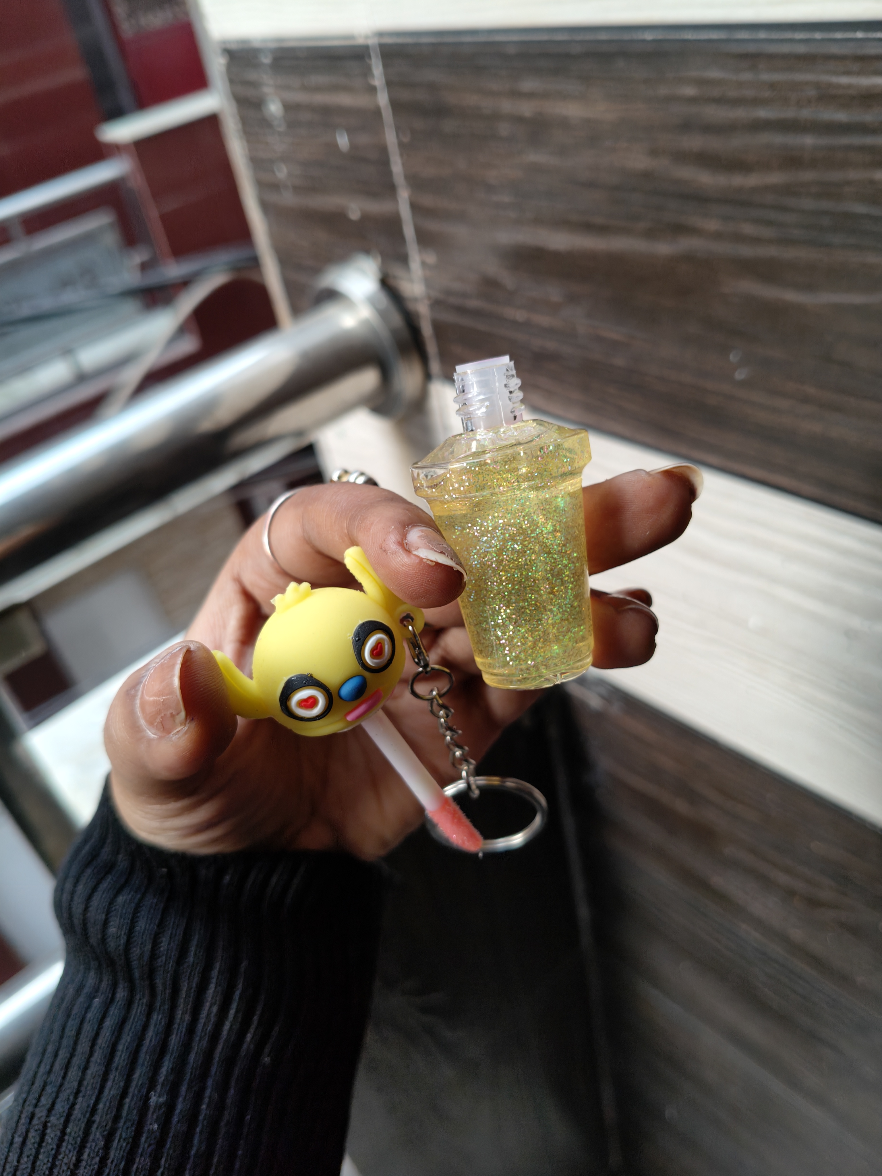 Stitch Shimmer Lipgloss 