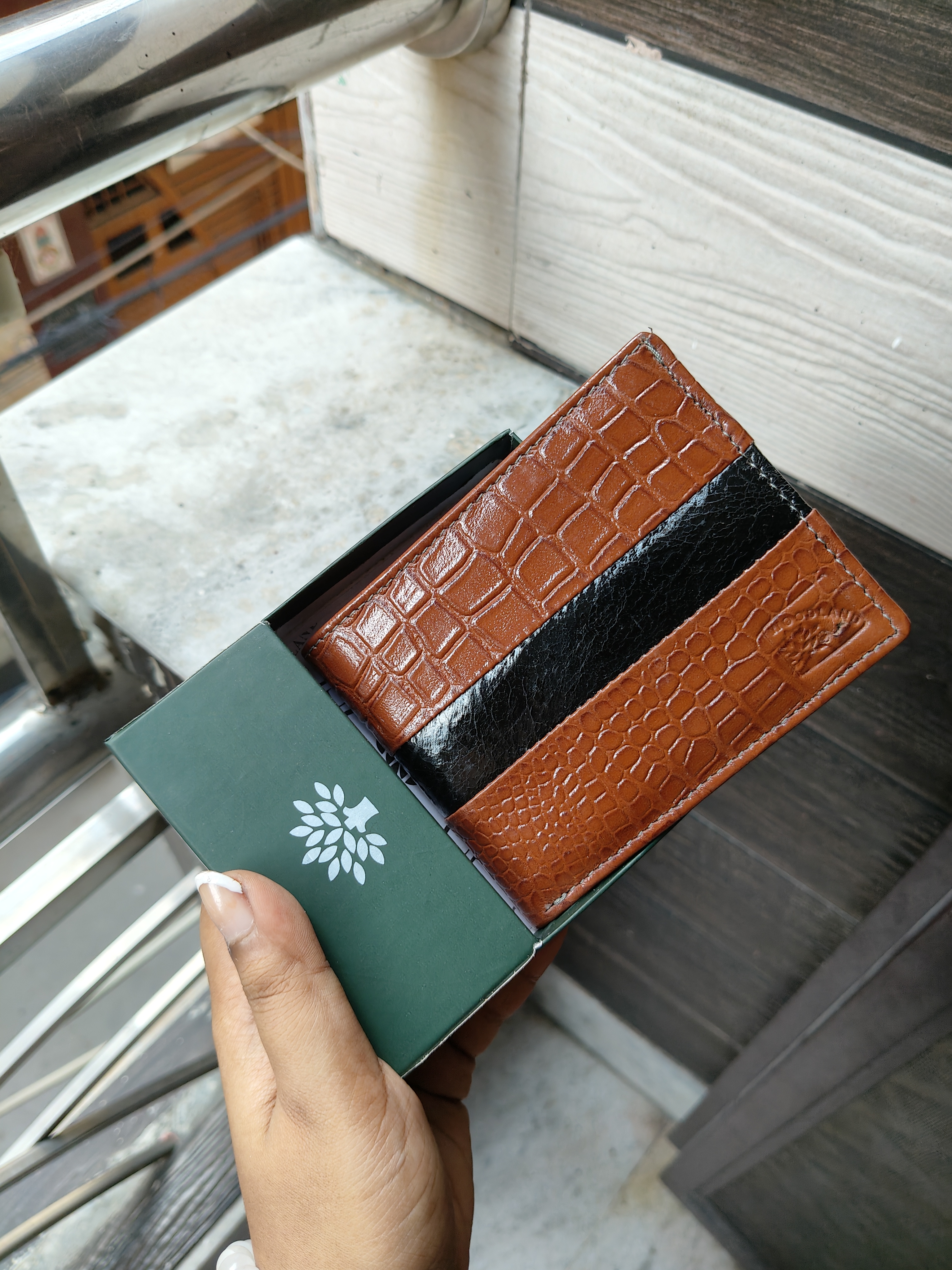 Woodland Leather Brown Black Linning Wallet (Tan)