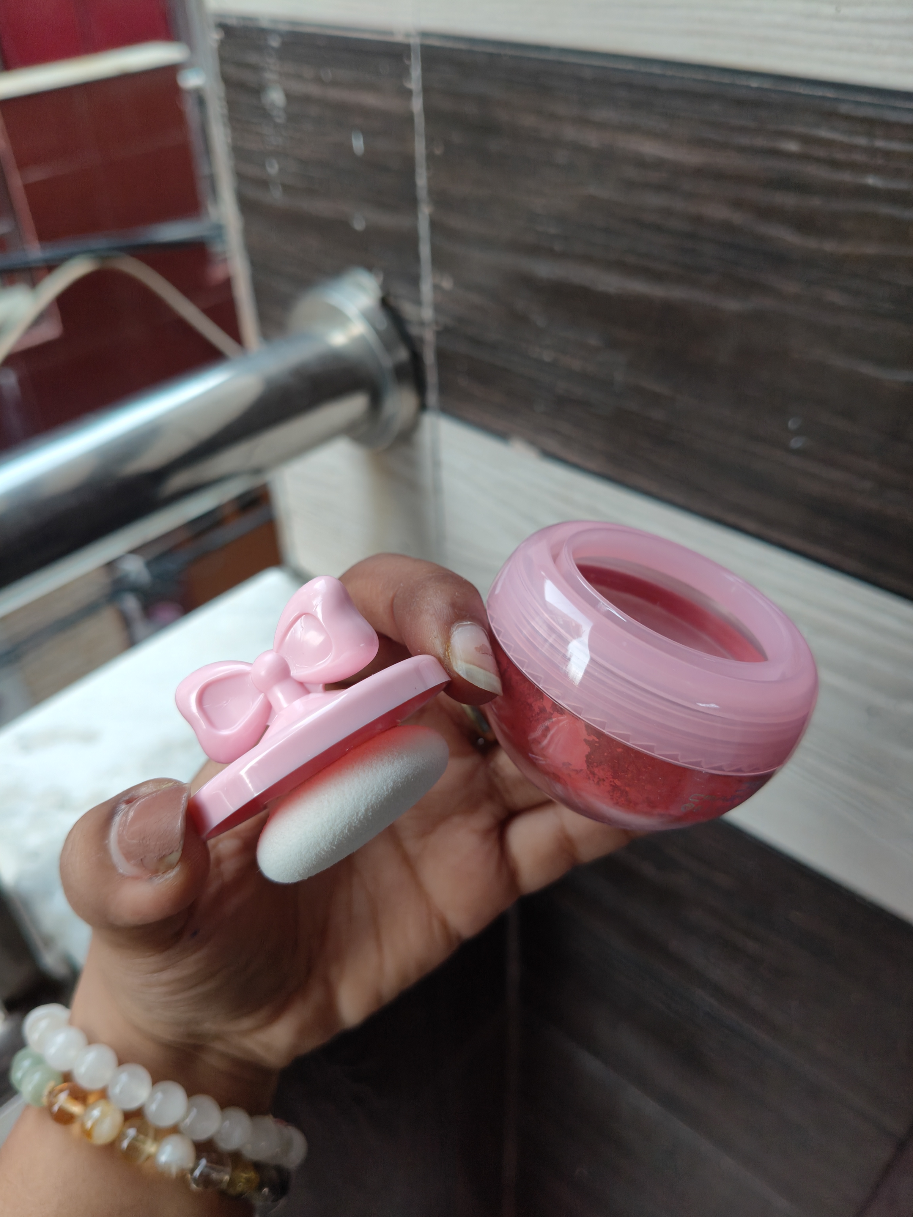 Bow Tap-Tap Puff Blush